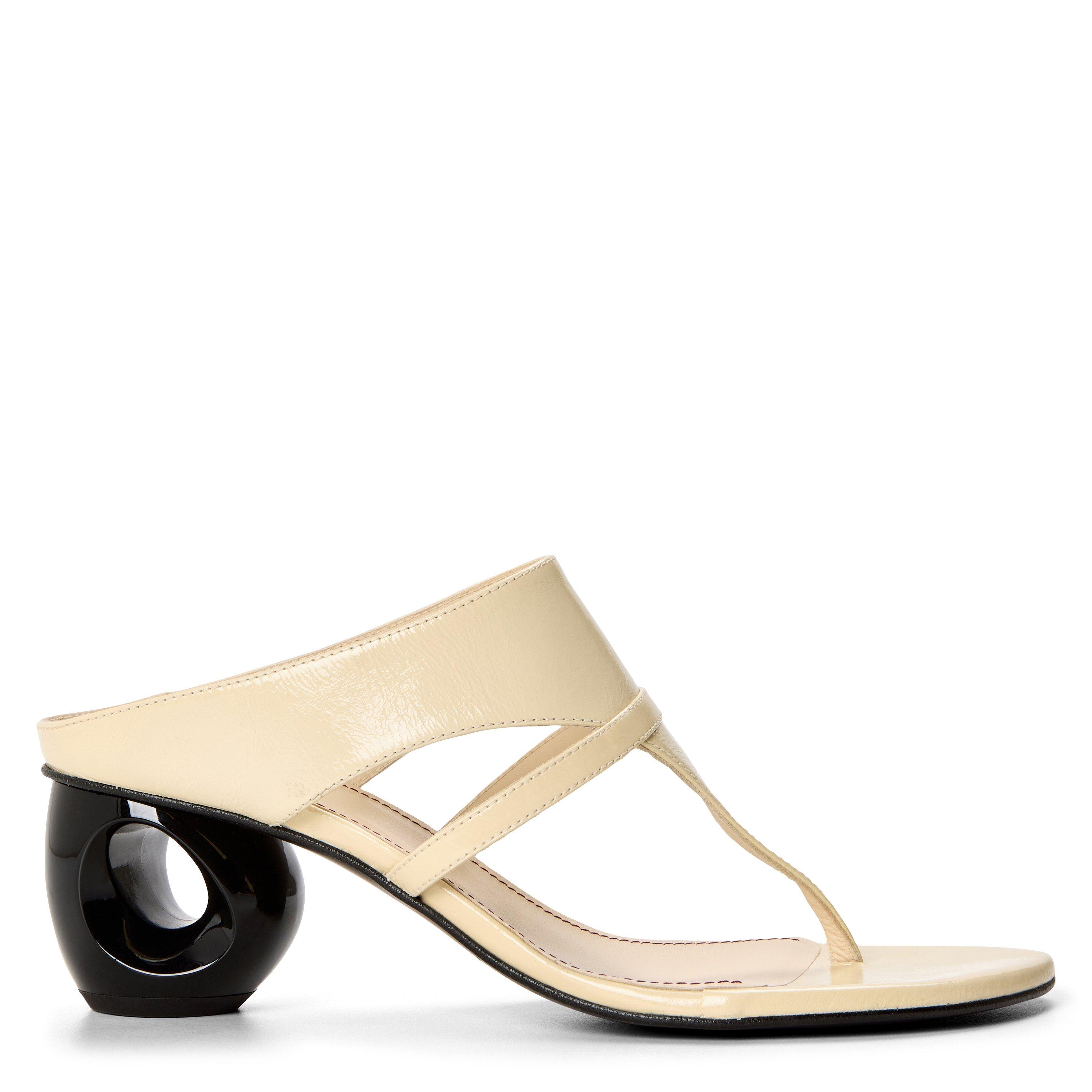 WHITE AND BLACK - Alohas - Dystaria Leather Sandals - 1