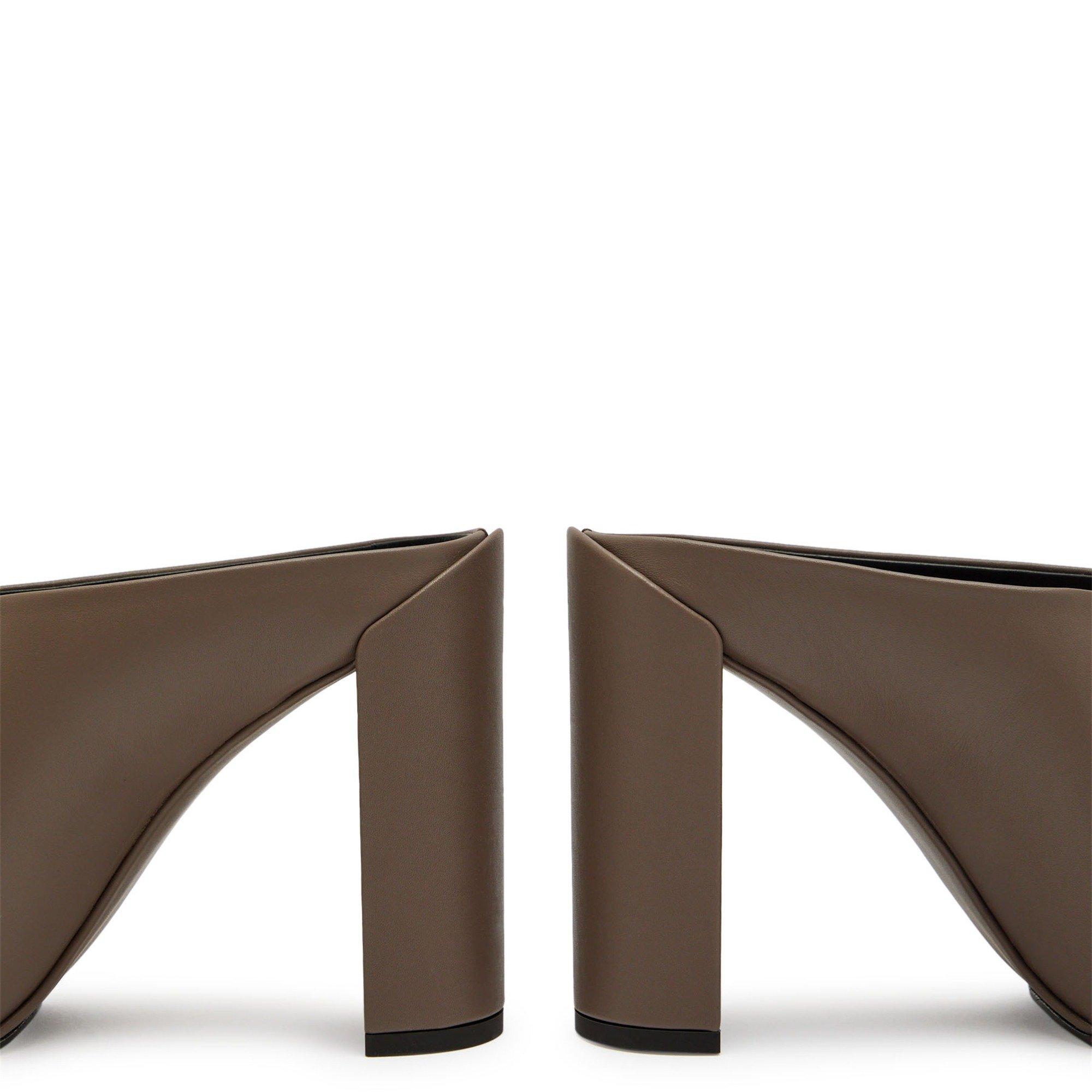 TAUPE - Alaia - Women's Leather Square-Toe Block-Heel Mules - 4