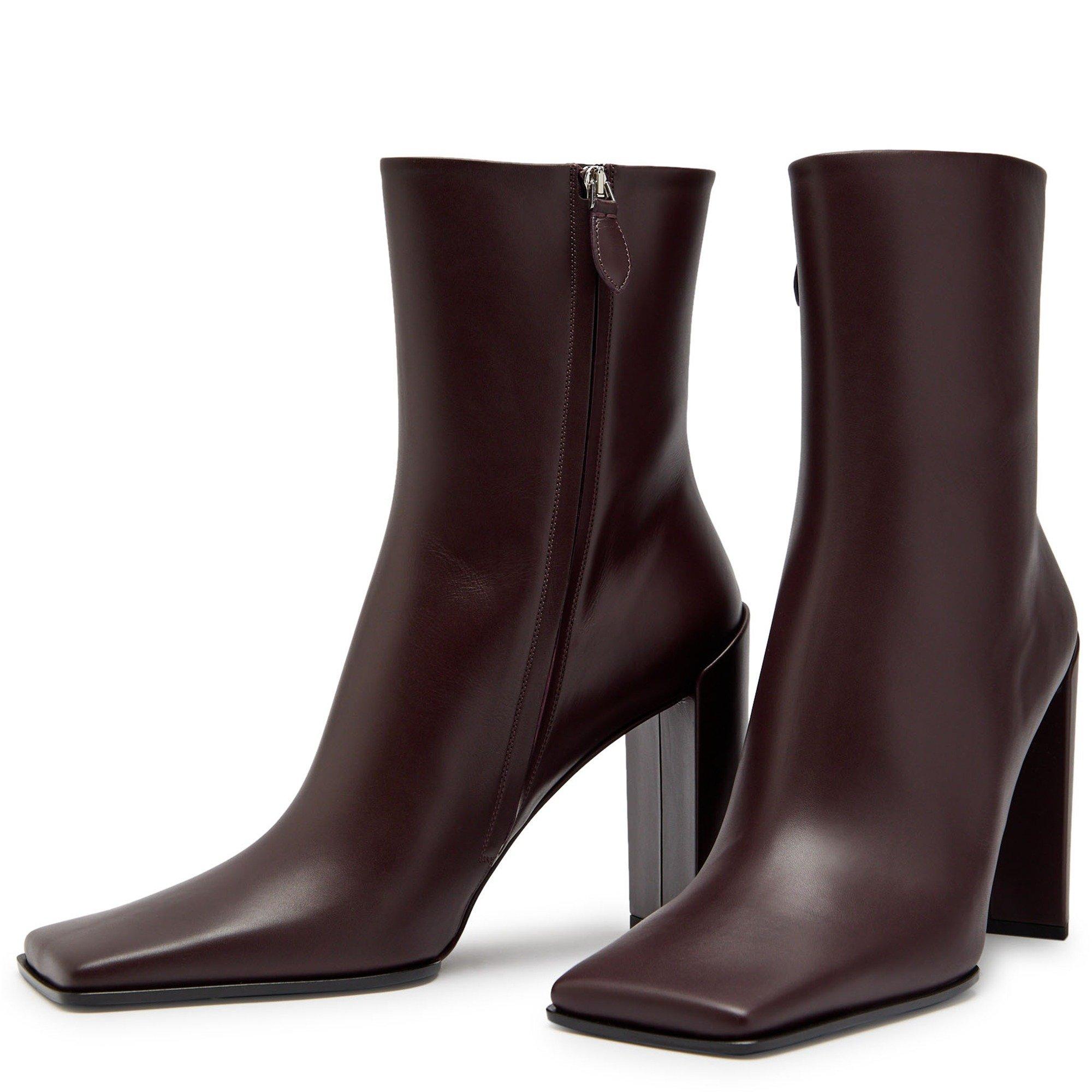 BROWN - Alaia - ANKLE BOOT WITH SQUARE TOE - 3