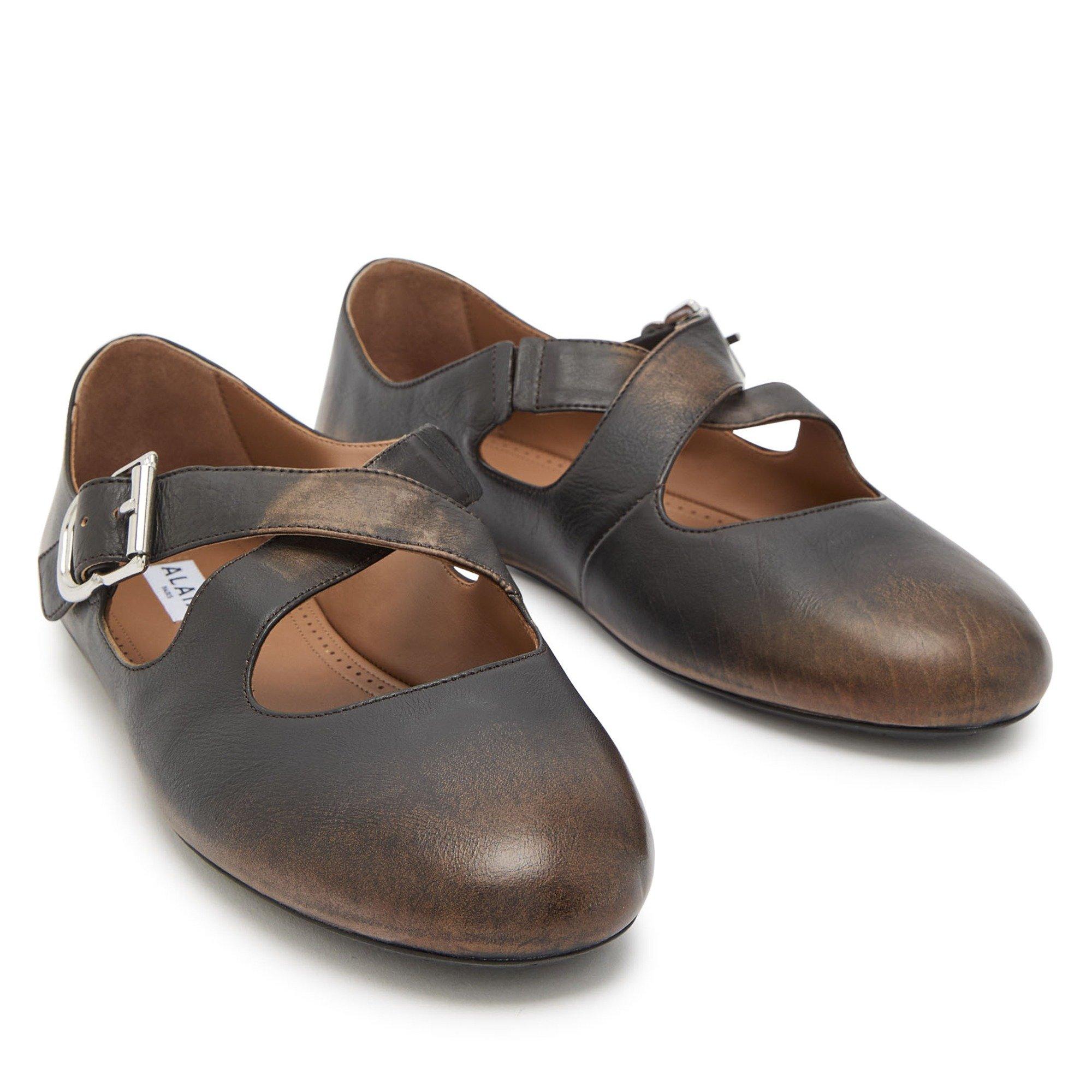BROWN - Alaia - Criss Cross Ballet Flats - 3