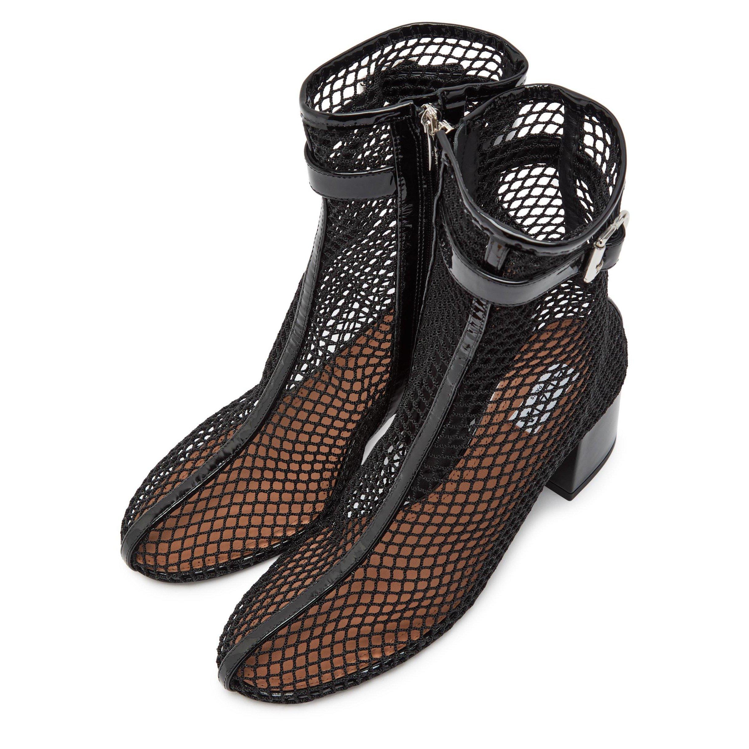 BLACK - Alaia - Women's Fishnet Patent Leather Block-Heel Ankle Boots - 4