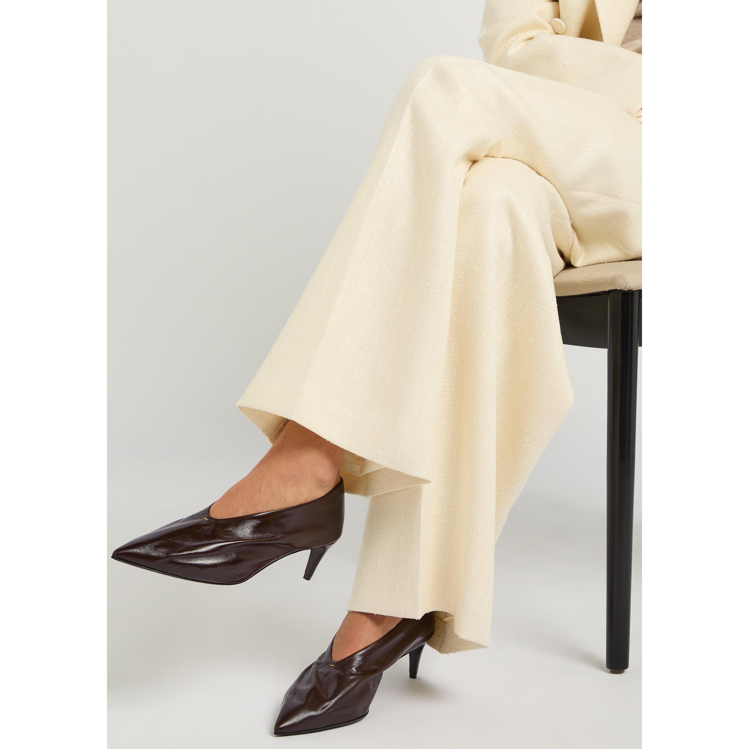 BROWN - Khaite - Women's Miriam Leather Pointed-Toe Kitten-Heel Court Shoes - 3