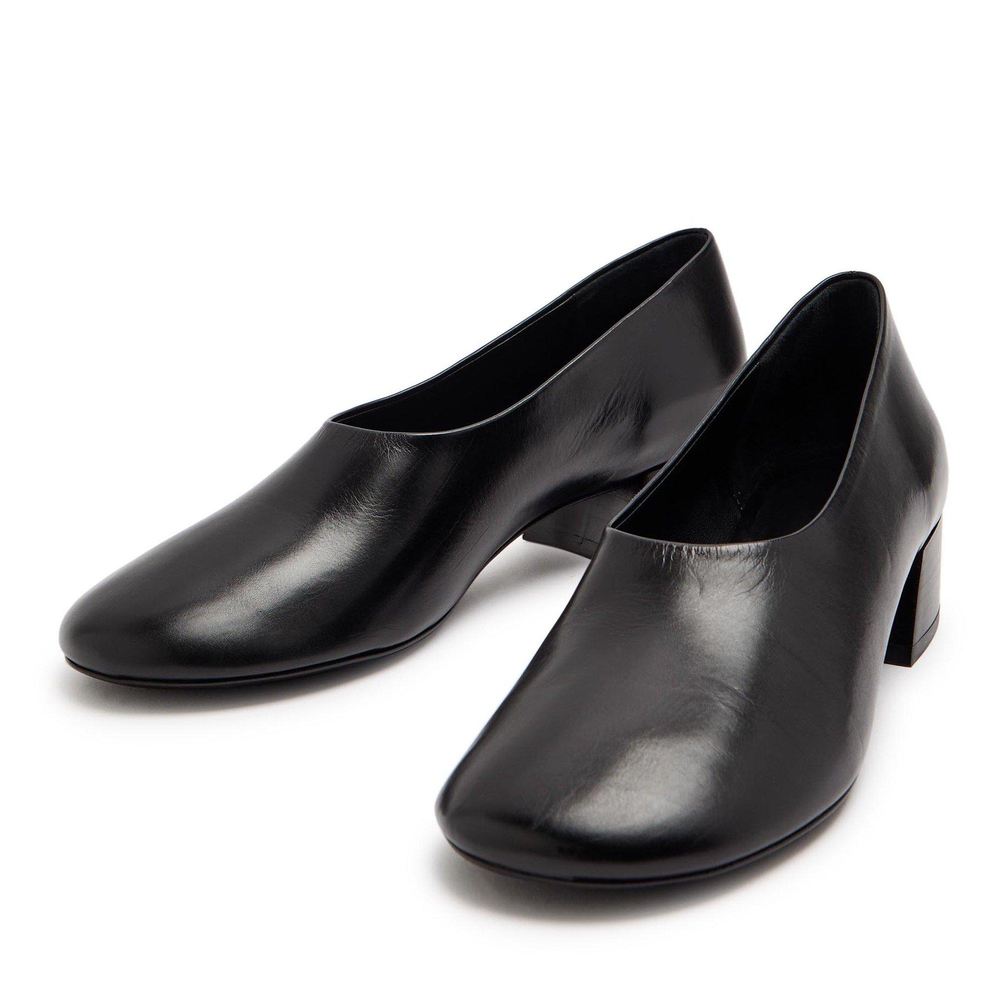 BLACK - Khaite - Women's Marcy Leather Round-Toe Court Shoes - 4