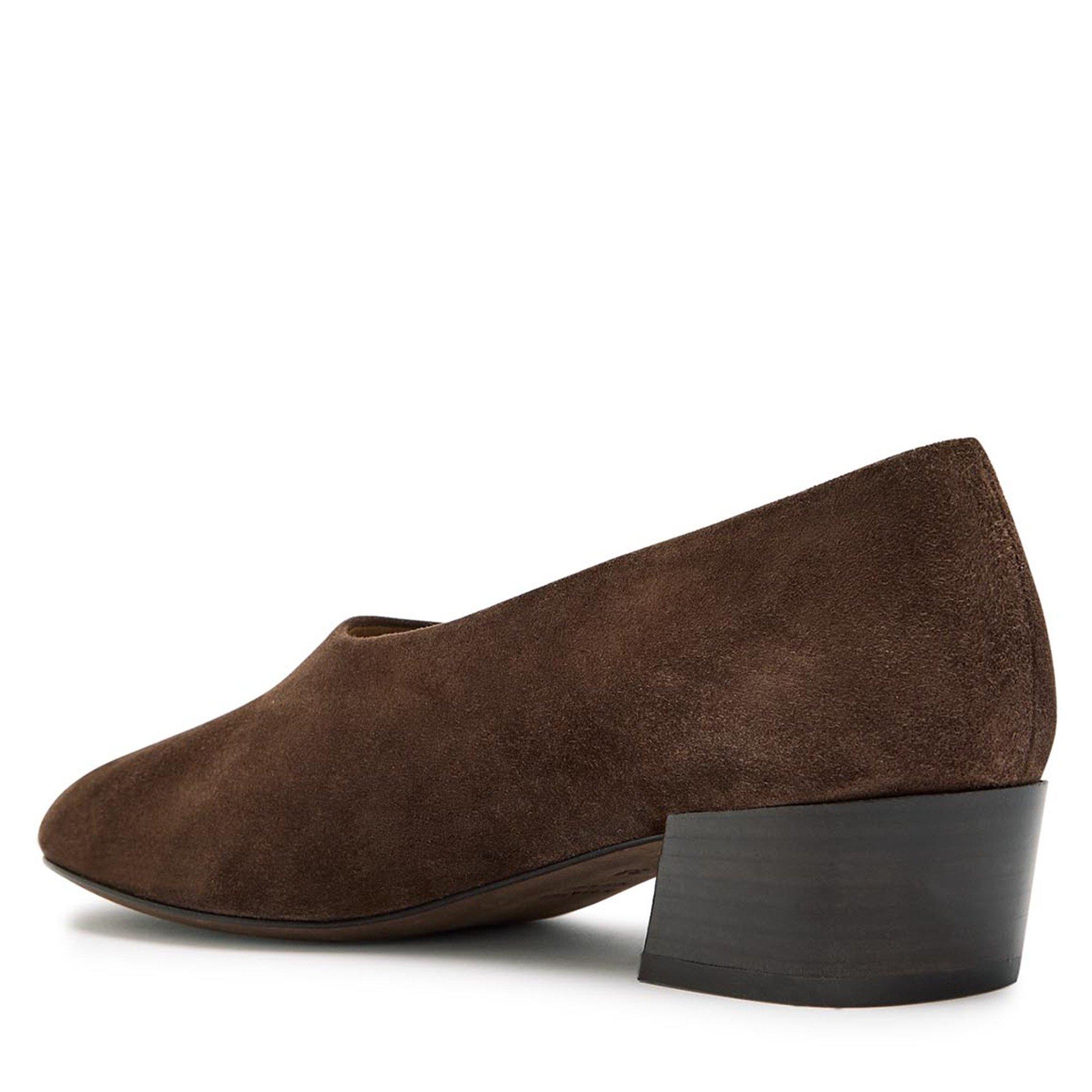 BROWN - Khaite - Women's Marcy 30 Suede Court Shoes - 2