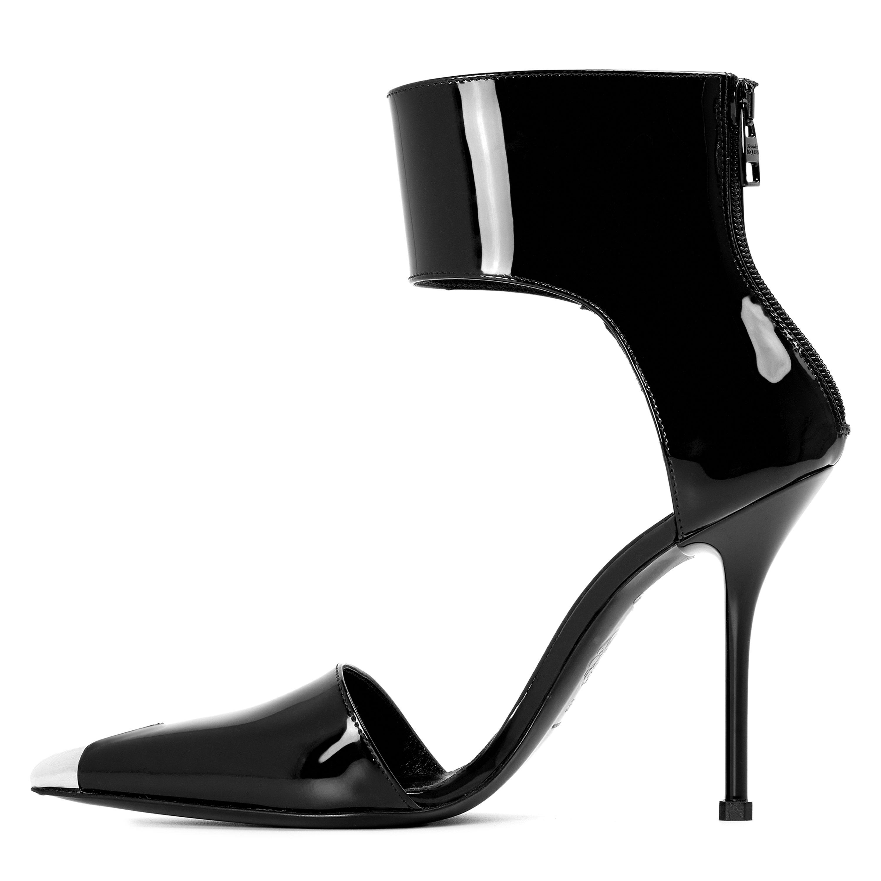 BLACK - Alexander McQueen - PUNK PATENT ANKLE PUMP 10 - 2