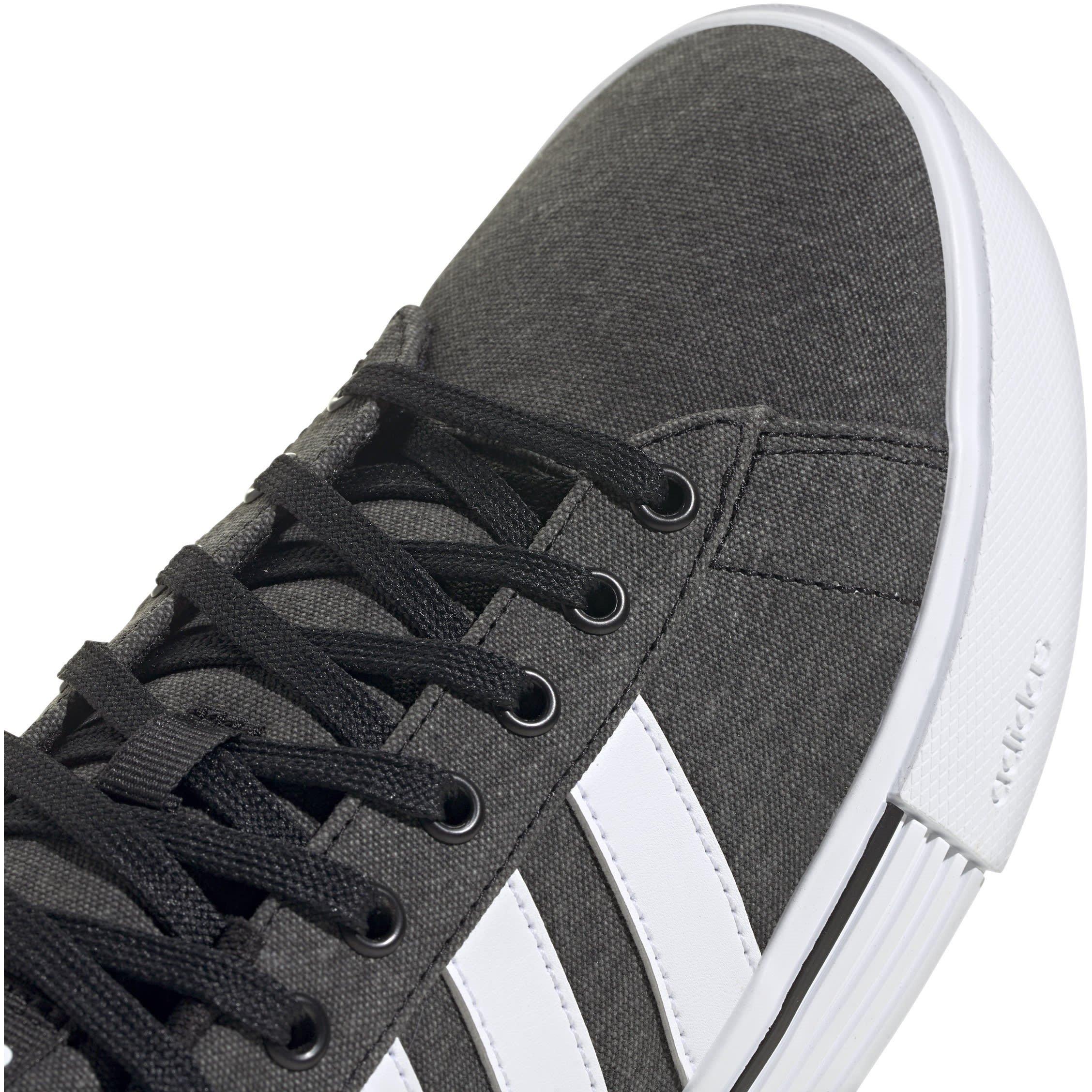 Black/Wht/Wht - adidas - Daily 4.0 Shoes Adults - 7