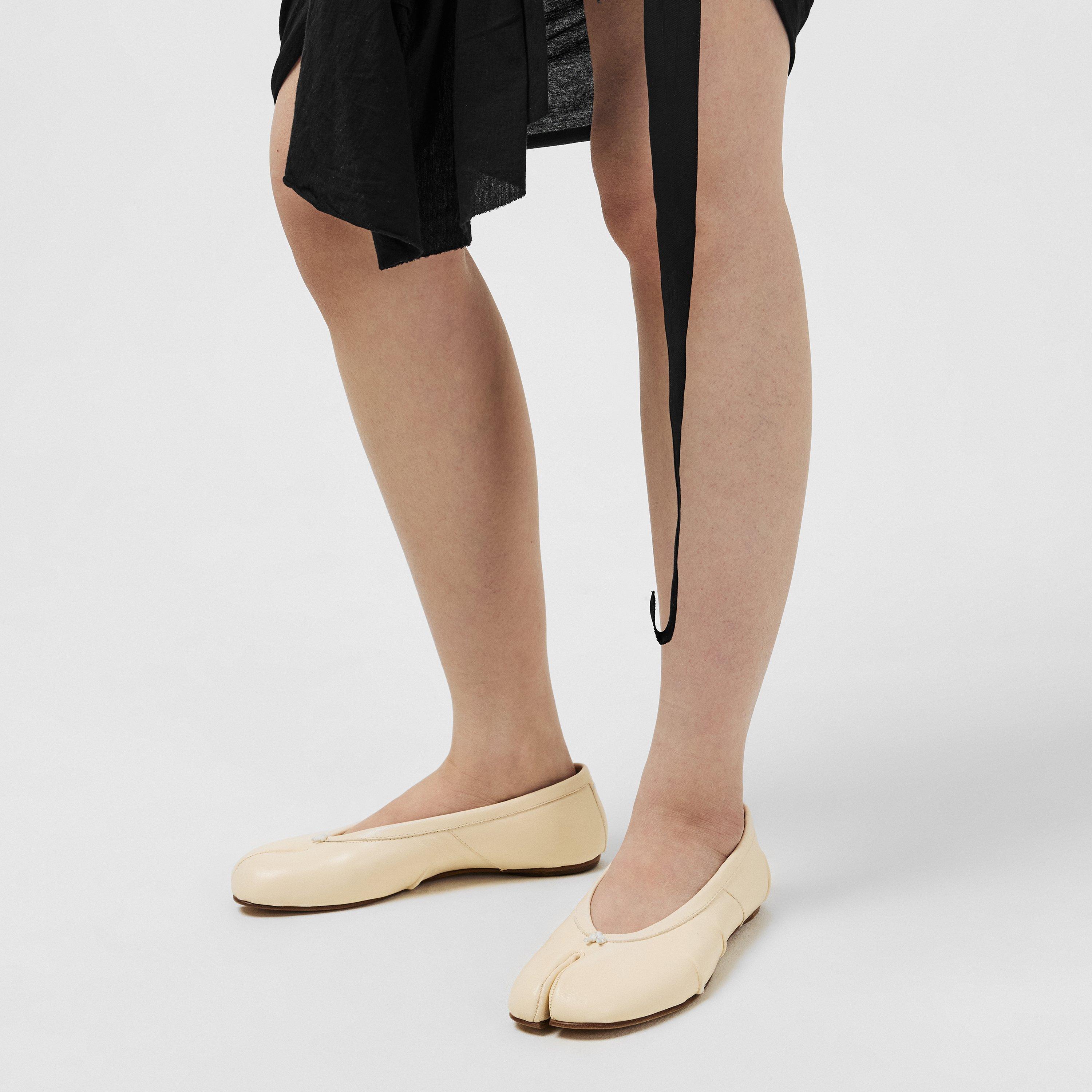 White - Maison Margiela - Leather Tabi Ballet Flats - 3