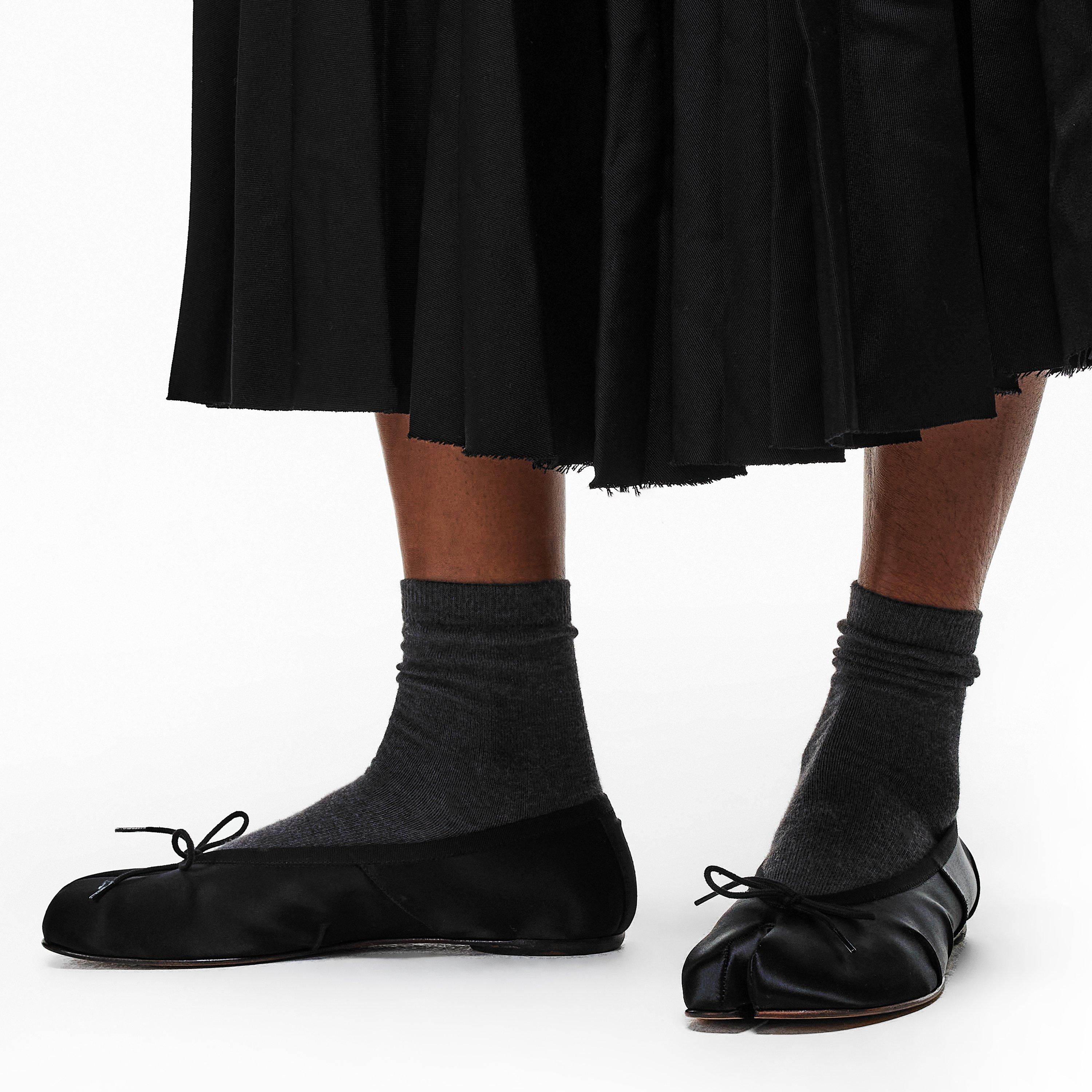 Black Satin - Maison Margiela - Leather Tabi Ballet Flats - 3