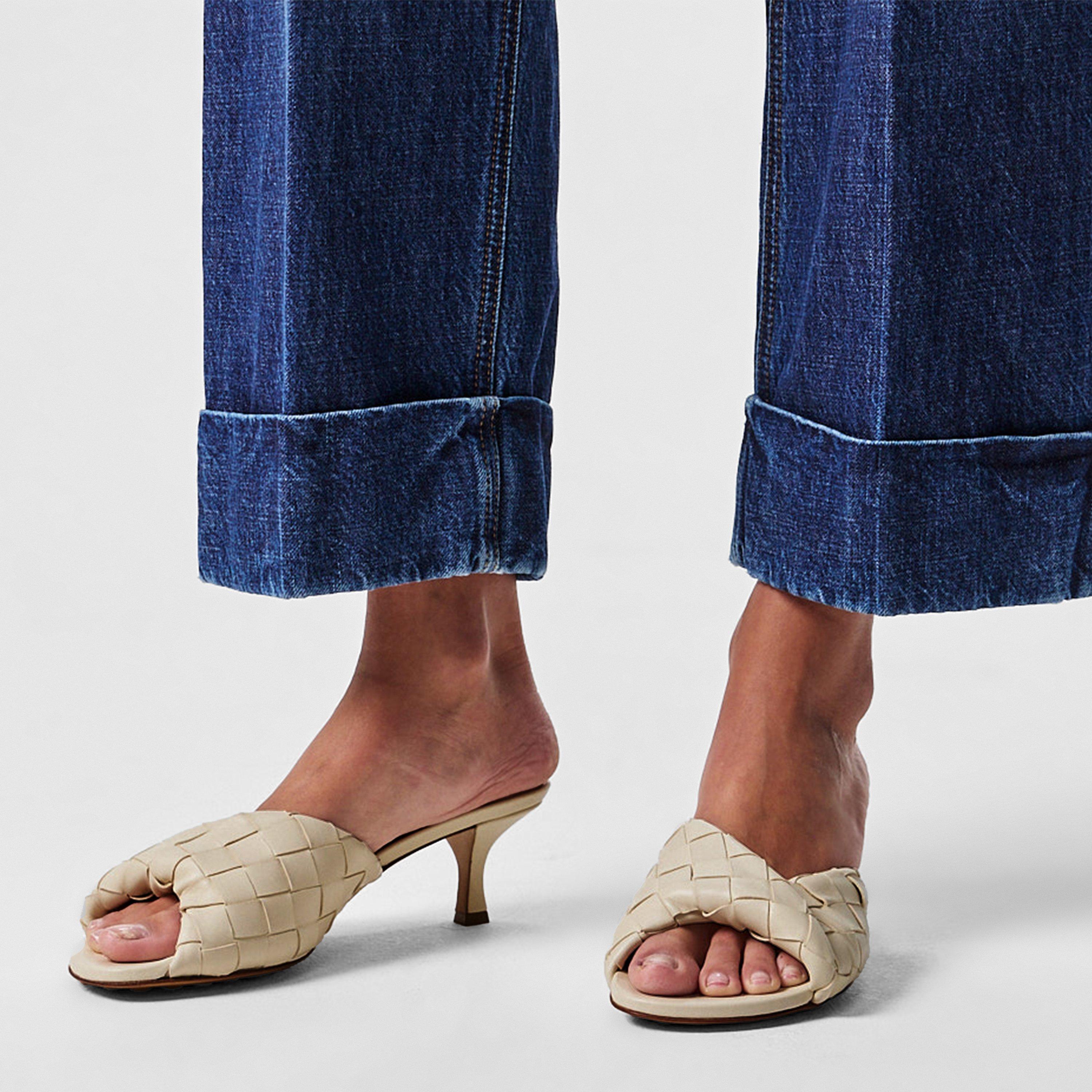 24315901_o_a2.jpg?v=00010101000000