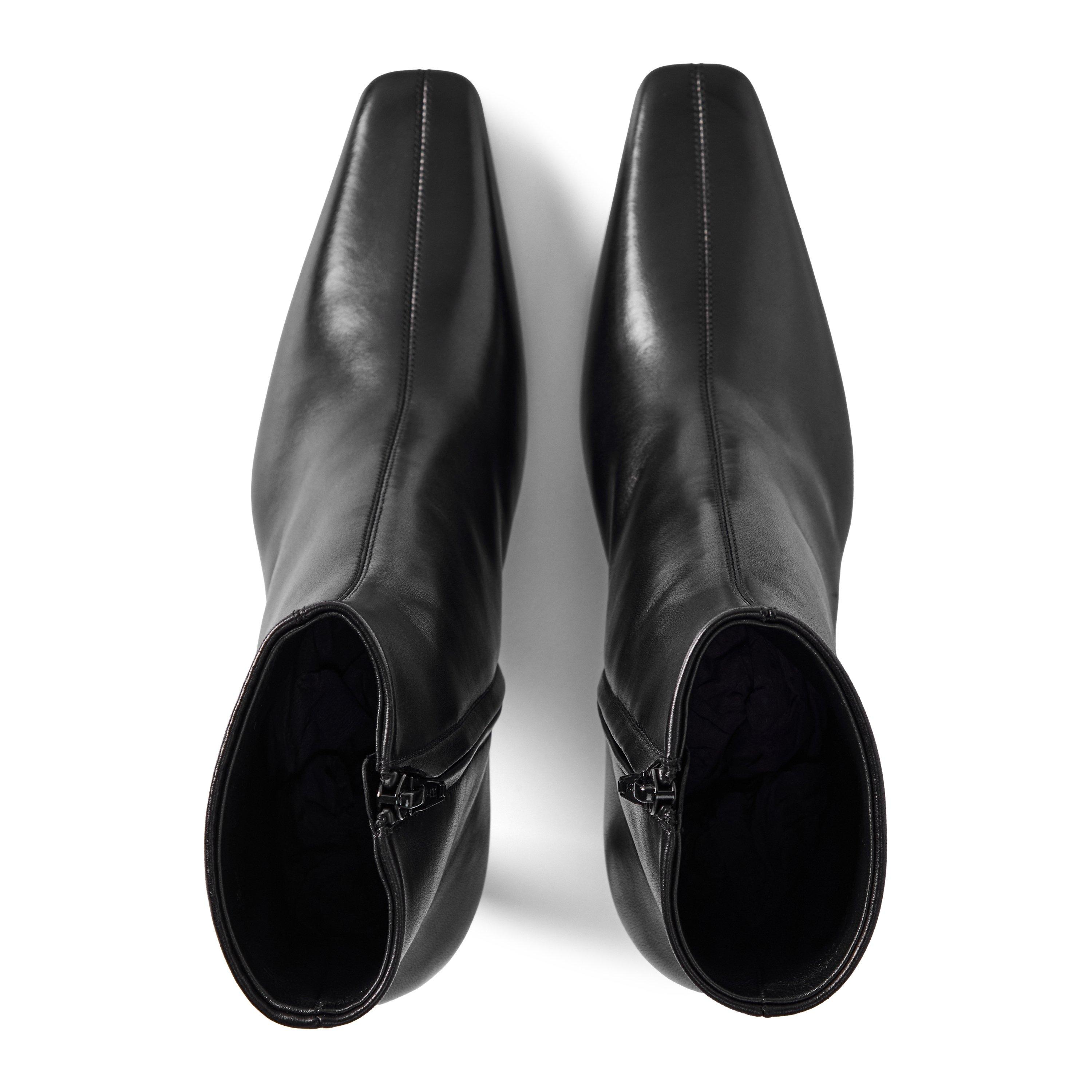 Black - Saint Laurent - Josie Ankle Boots - 6