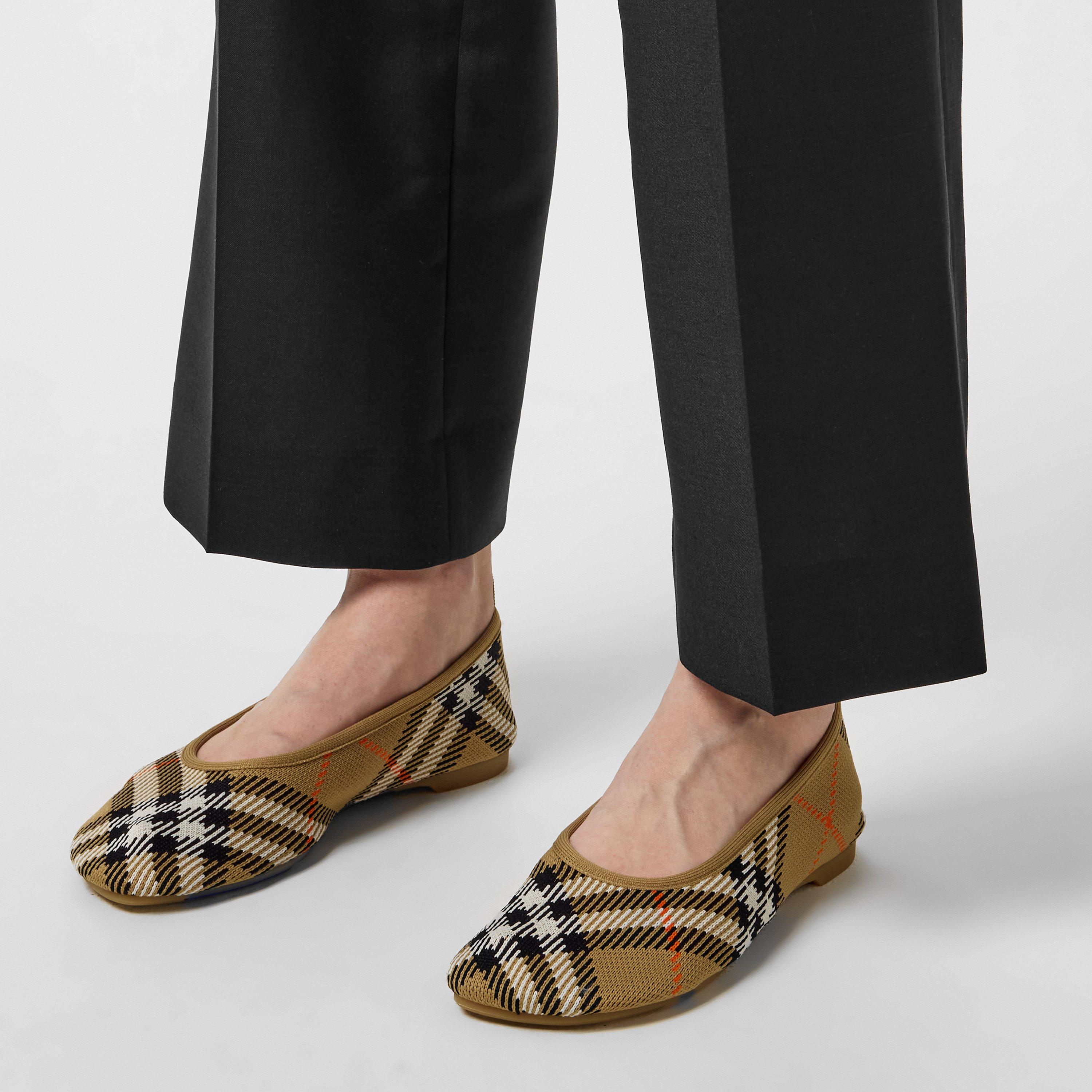 Sand Ip Check - Burberry - Knit Baby Ballerina Flats - 2