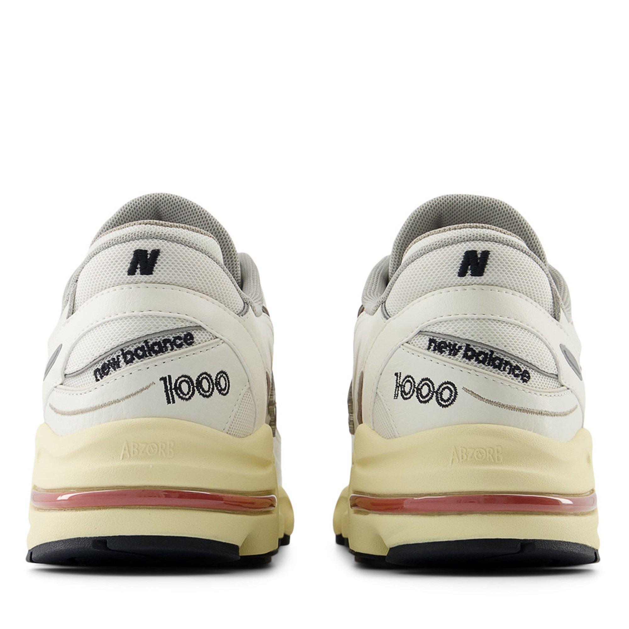 Sea Salt - New Balance - Women's Runners - 6