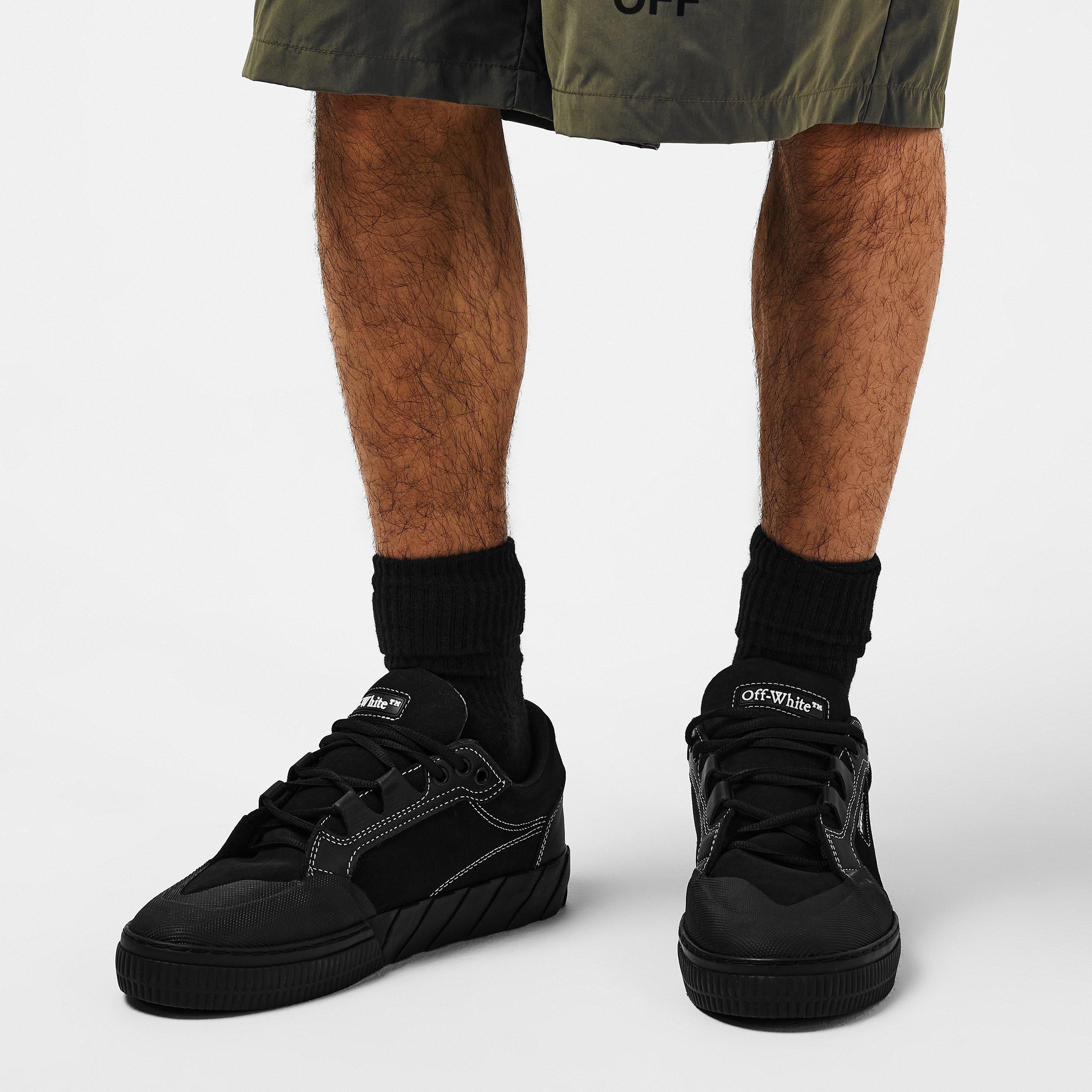 Black - Off White - Men's Vulcan 779 Skate Sneaker, Durable Design Trainers - 2