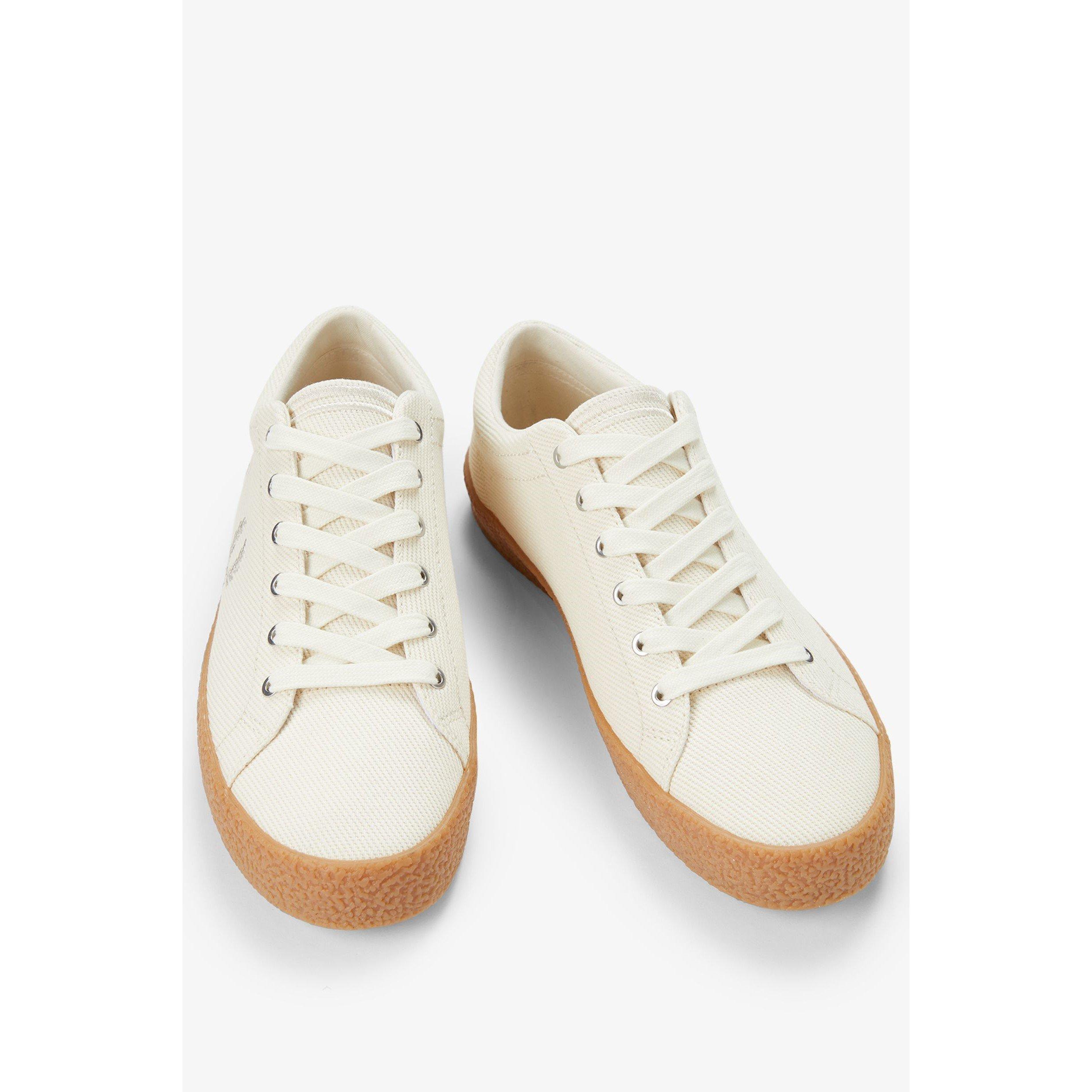 560 Ecru - Fred Perry - Men's Baseline Twill Canvas Trainers - 3