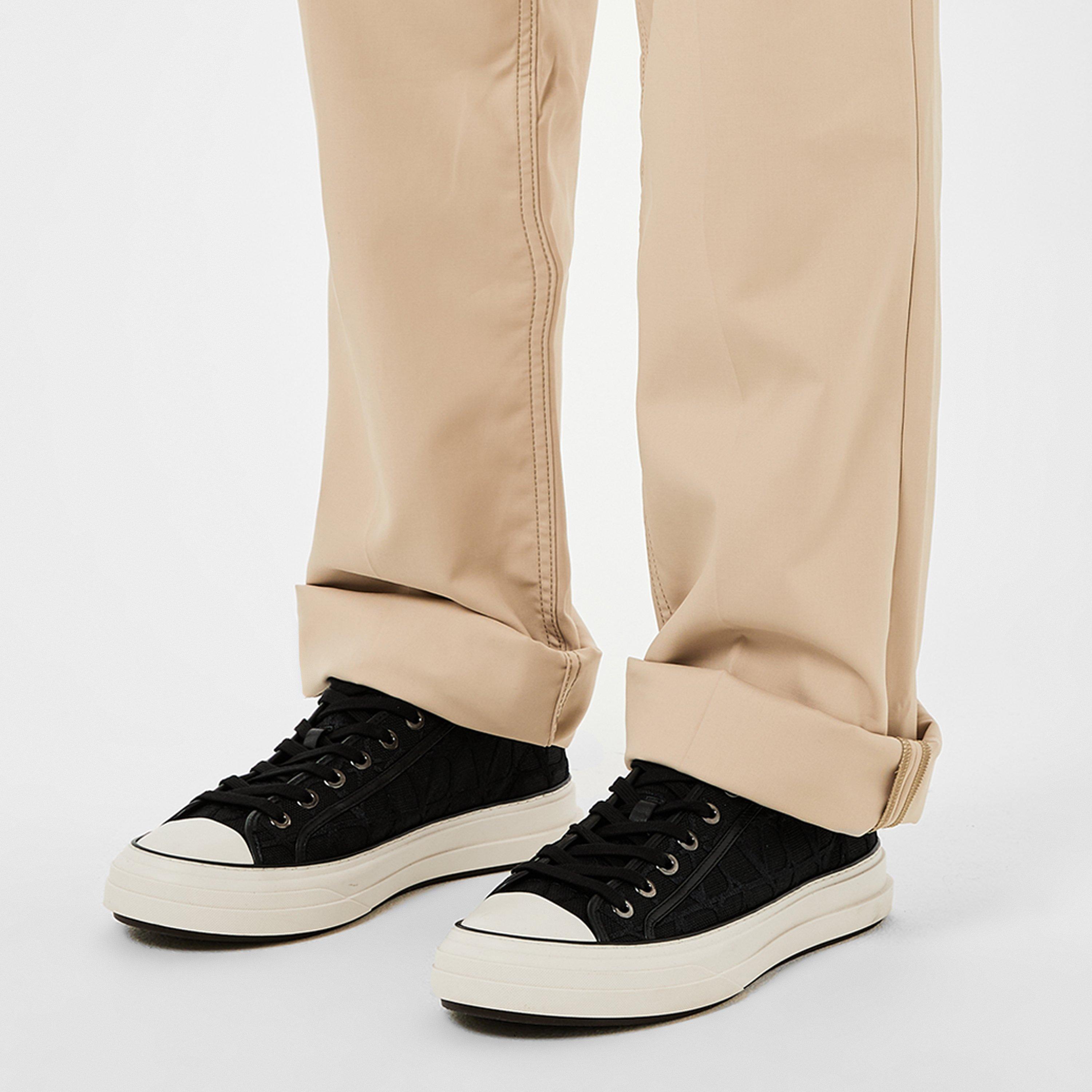 Nero - Valentino Garavani - Iconographe Low Top Sneakers - 2