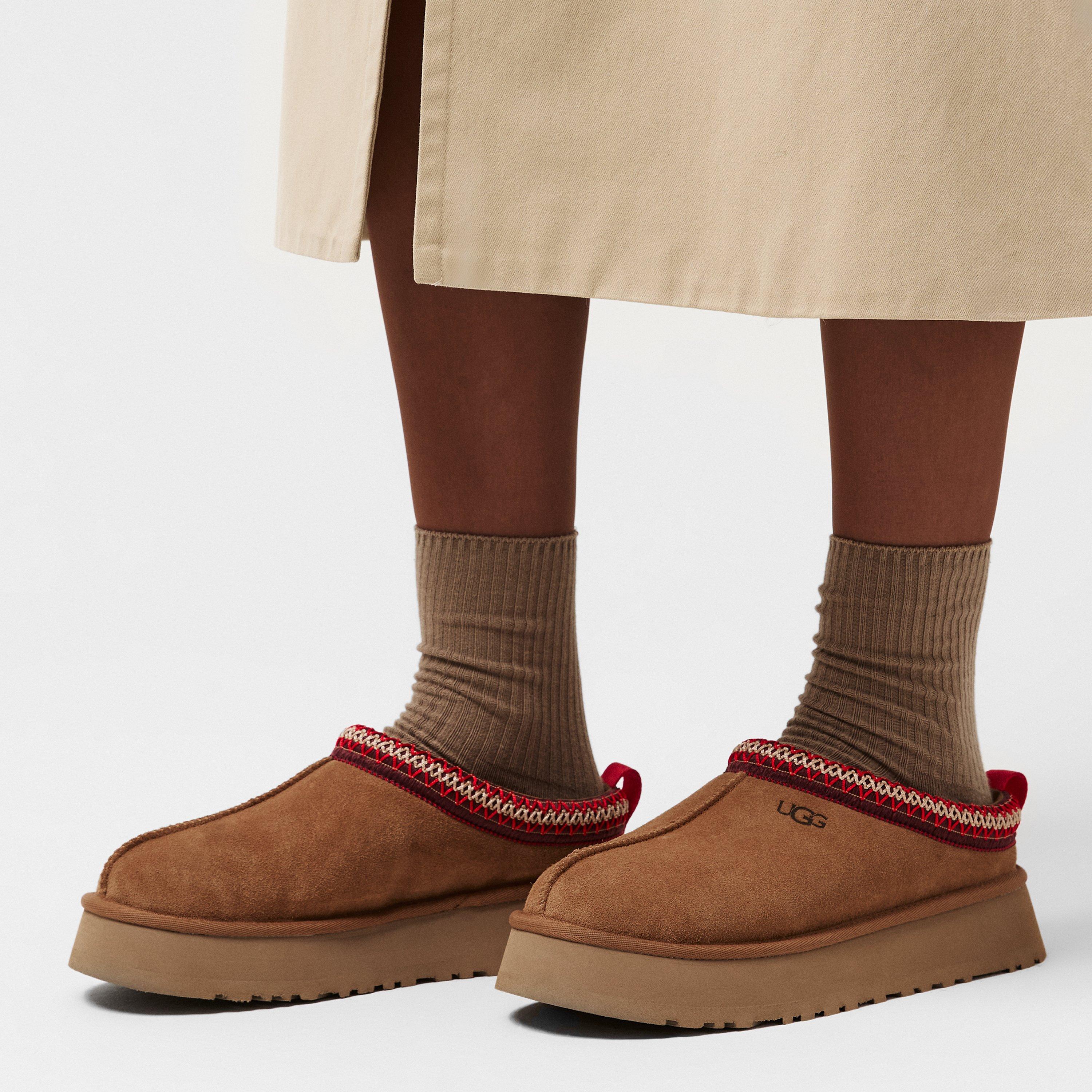 Chestnut - Ugg - Womens Tazz II - 3