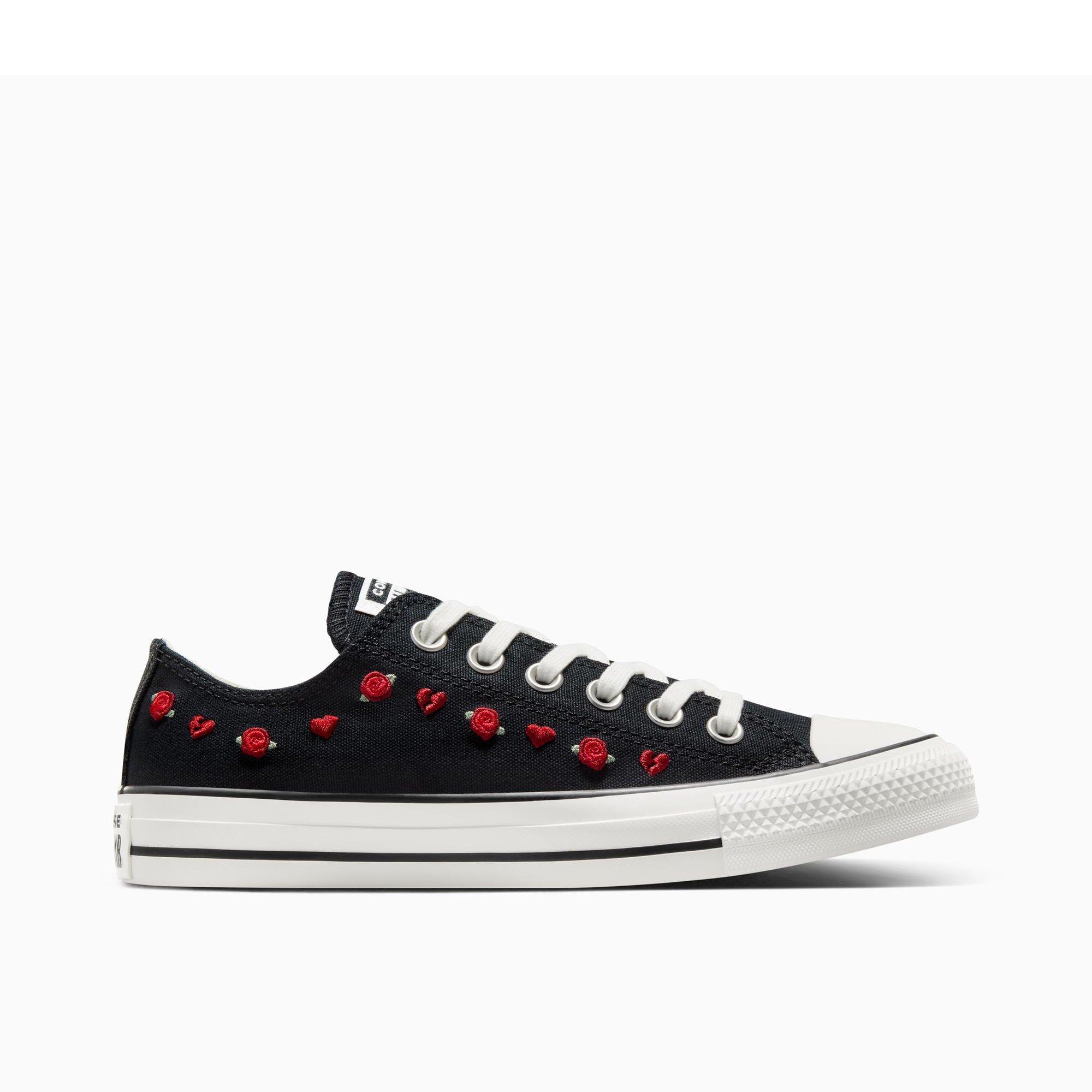001-Black/Red - Converse - Women's Chuck Taylor All Star Canvas Trainers - 1