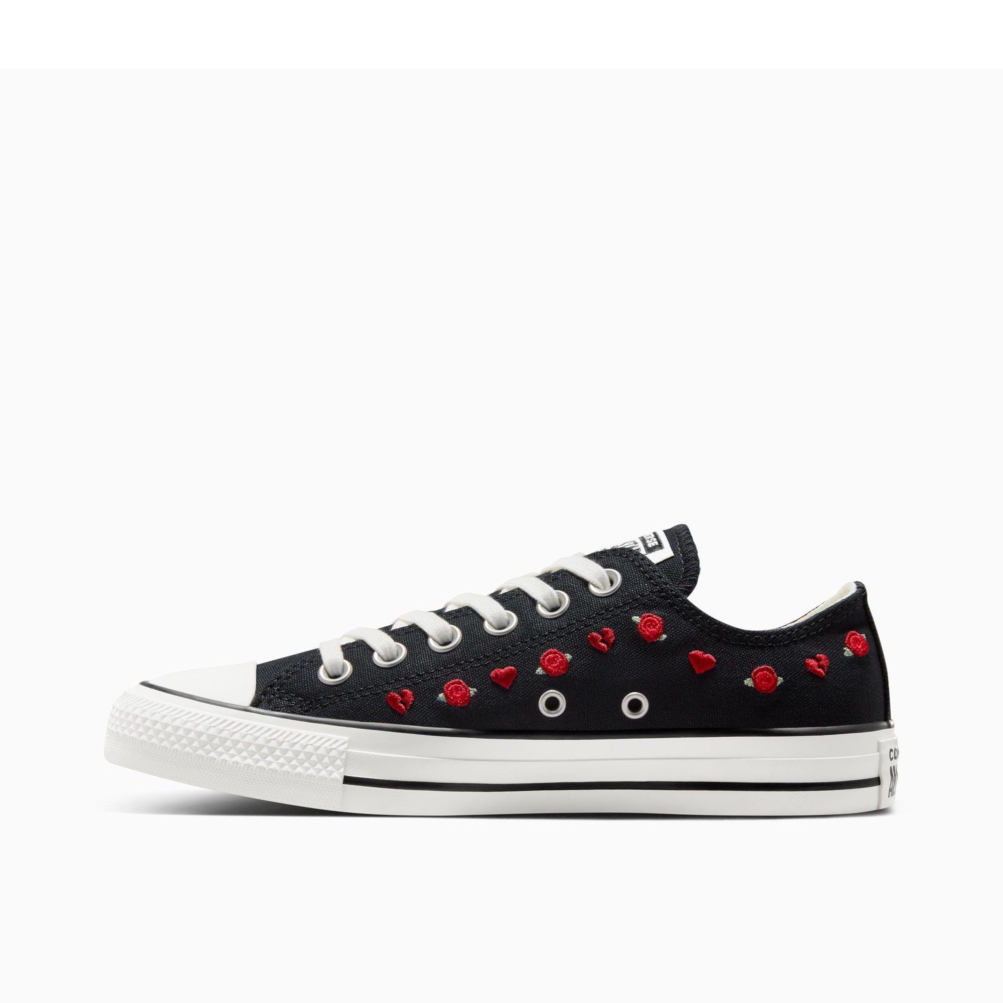 001-Black/Red - Converse - Women's Chuck Taylor All Star Canvas Trainers - 2