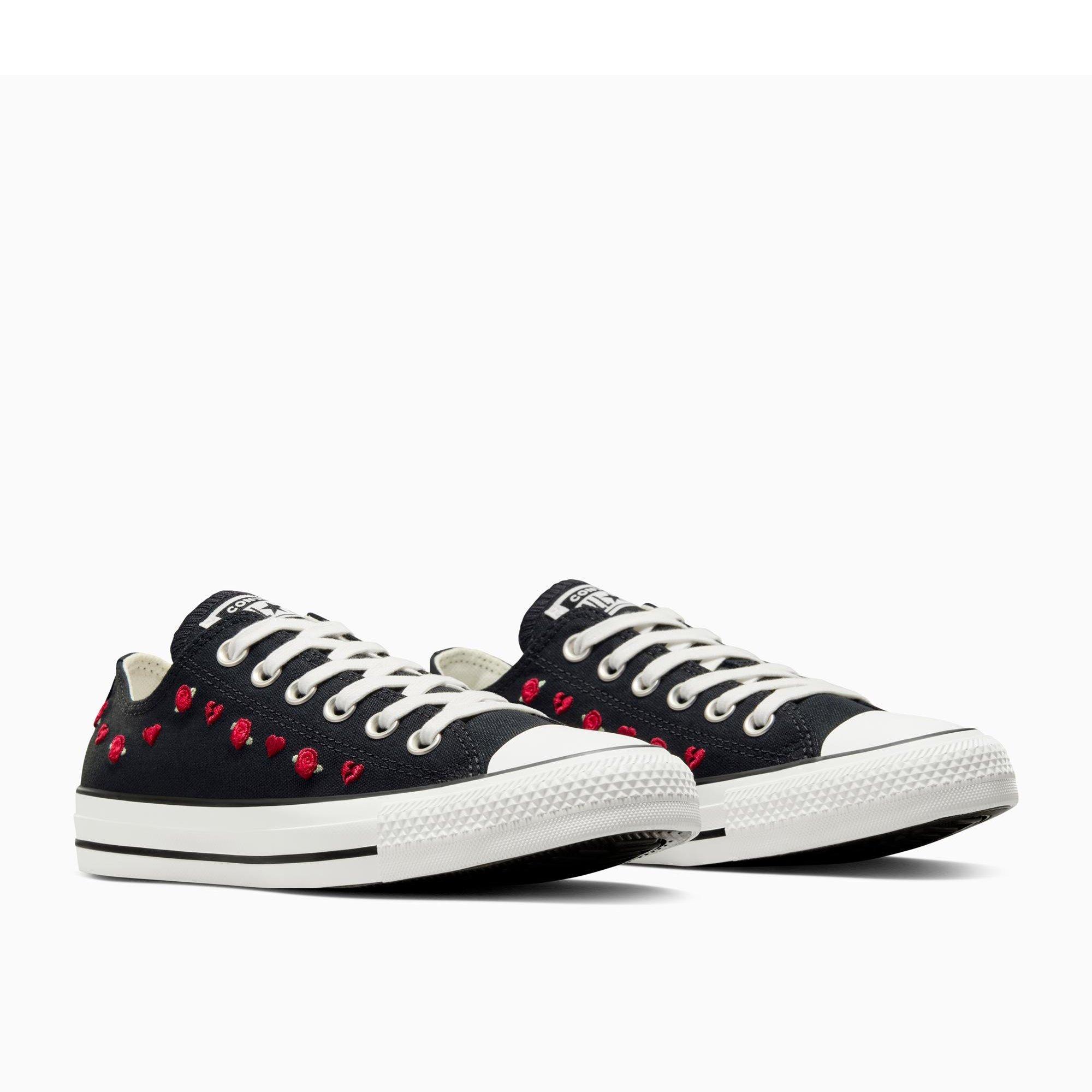 001-Black/Red - Converse - Women's Chuck Taylor All Star Canvas Trainers - 4