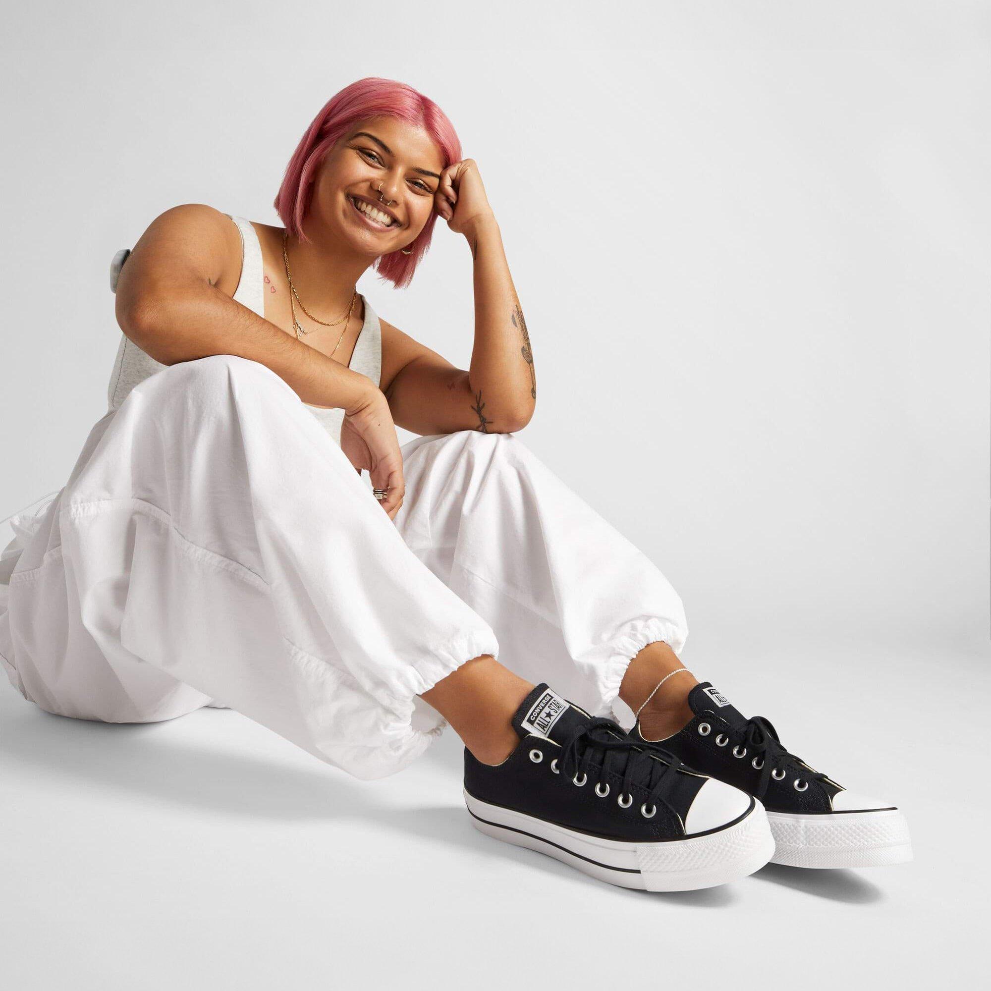 Black/White/Wht - Converse - Converse Chuck Taylor All Star Lift Platform Shoes Womens - 9