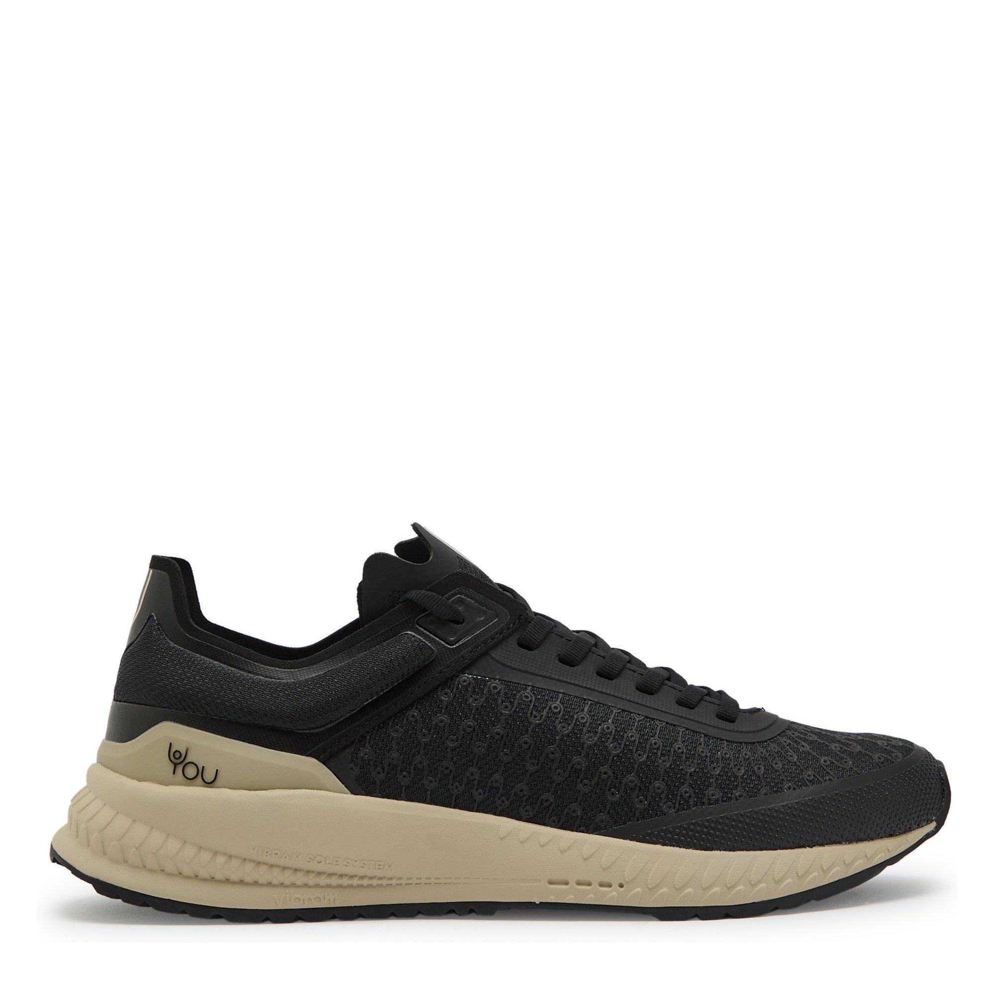 You LOW TOP PERFORMANCE SNEAKER