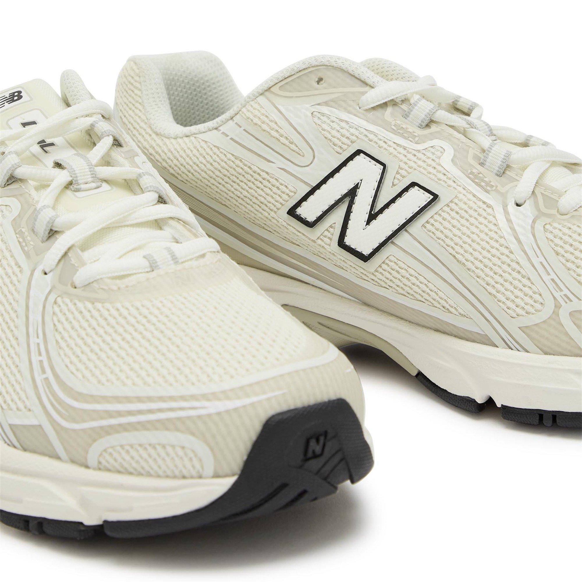 WHITE AND OTHER - New Balance - Women's 740 Metallic Mesh Runners - 4