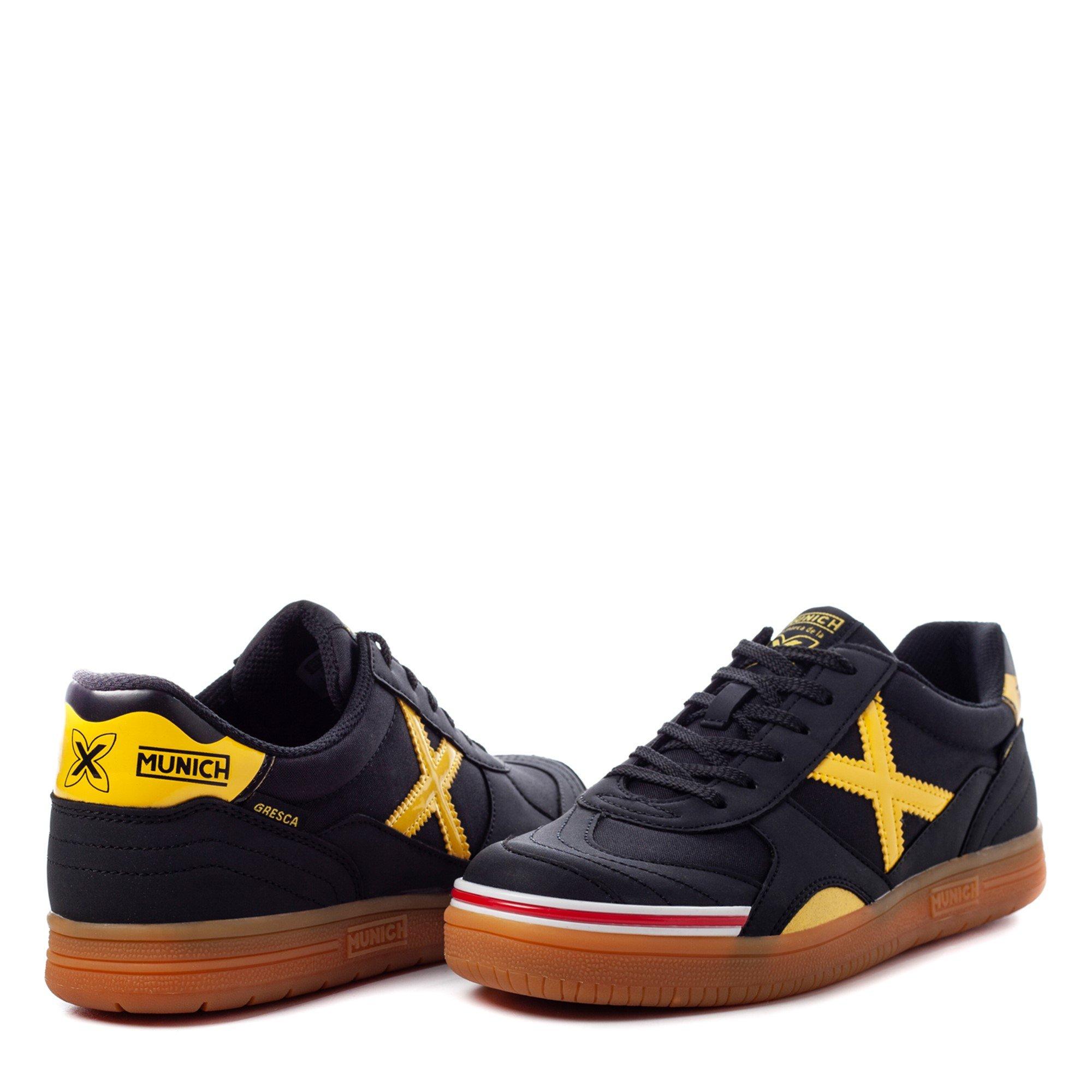 Chaussures Futsal Munich Indoor - Violette - Pointure 162 - Neuves