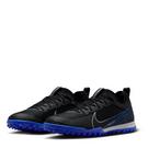 Noir/Chrome - Nike - wearers may pair this shoe with a mini-dress - 4