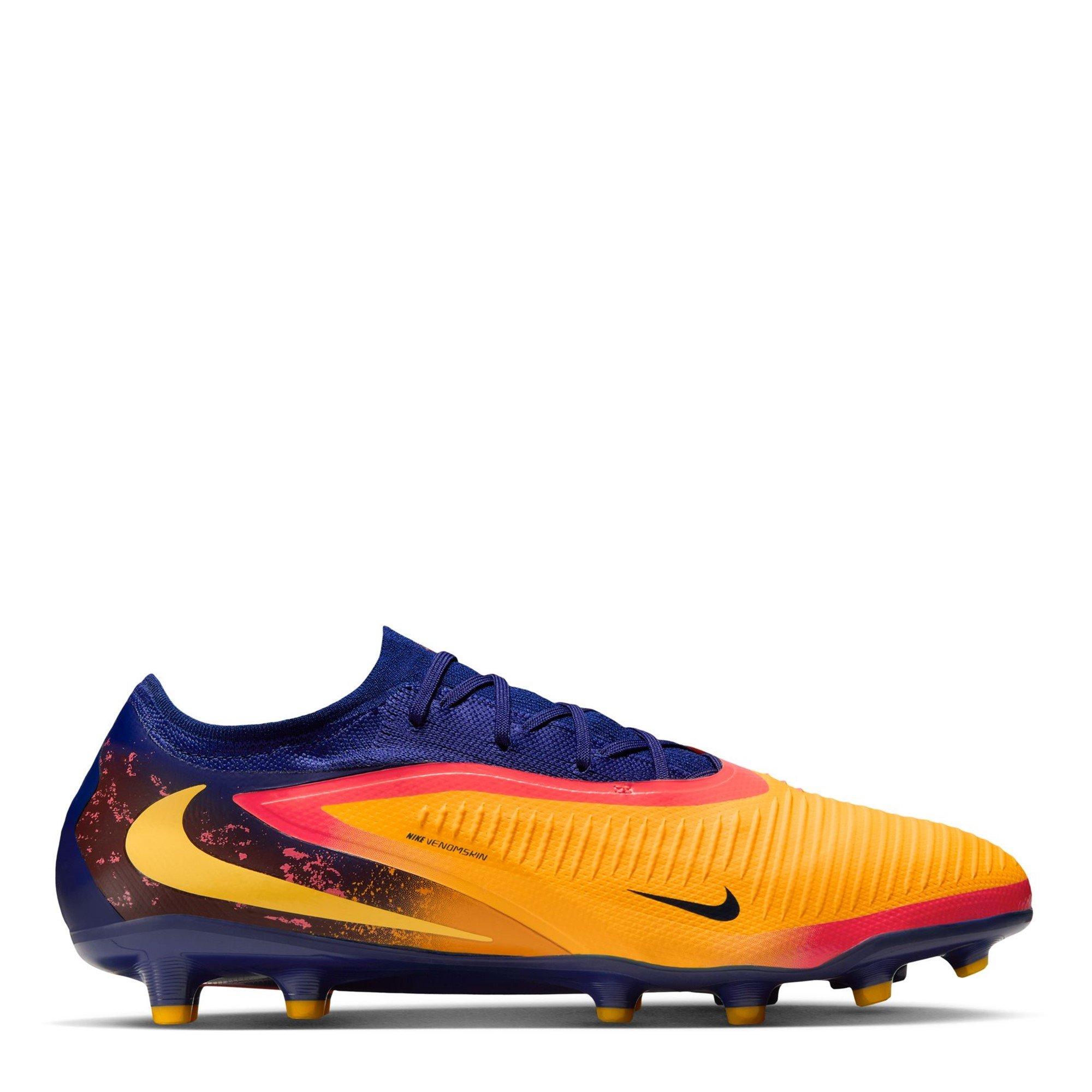 Nike Phantom 6 Pro Adults Astro Turf Football Boots | FRASERS