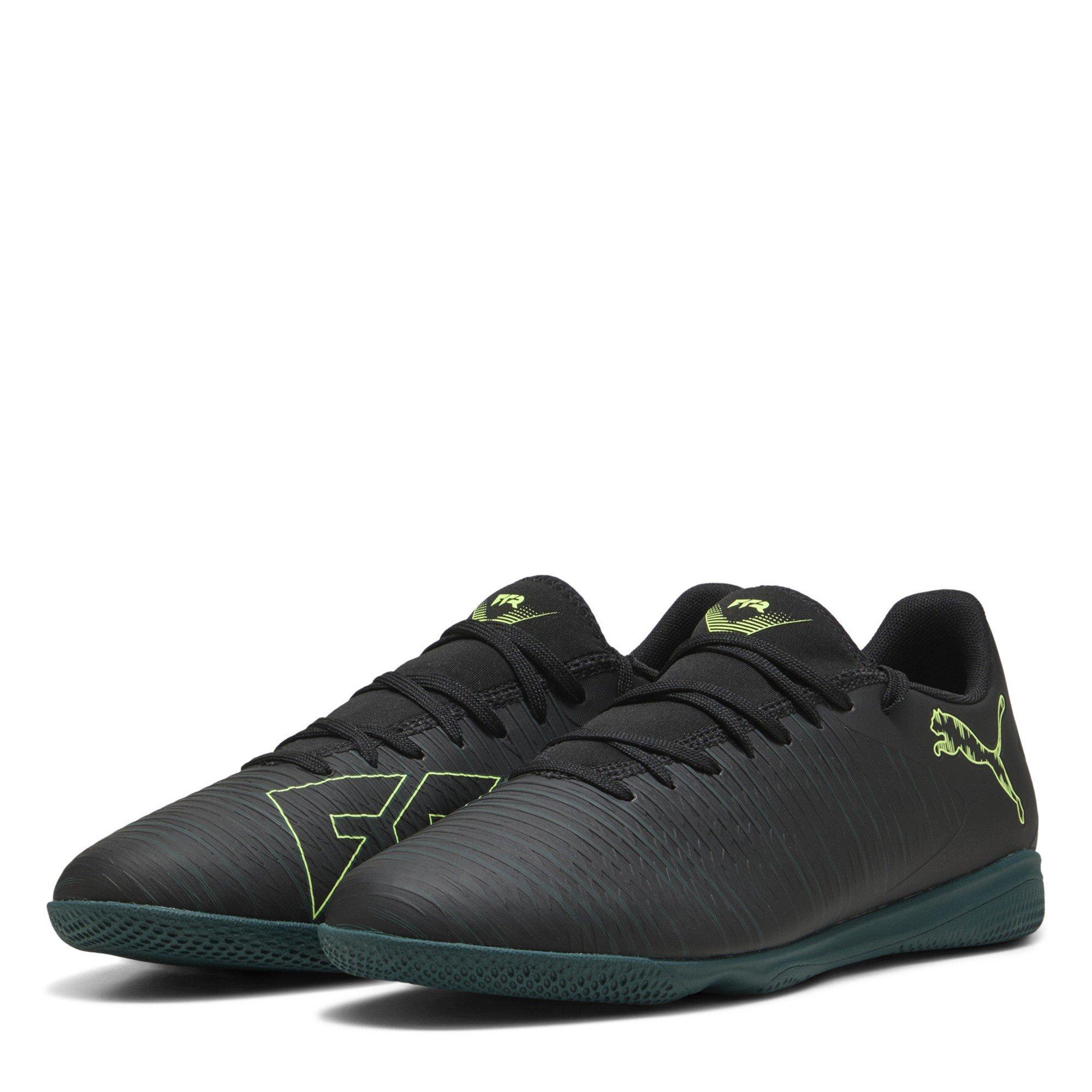 Puma Men's Future 8 Play It Indoor Football Boots
