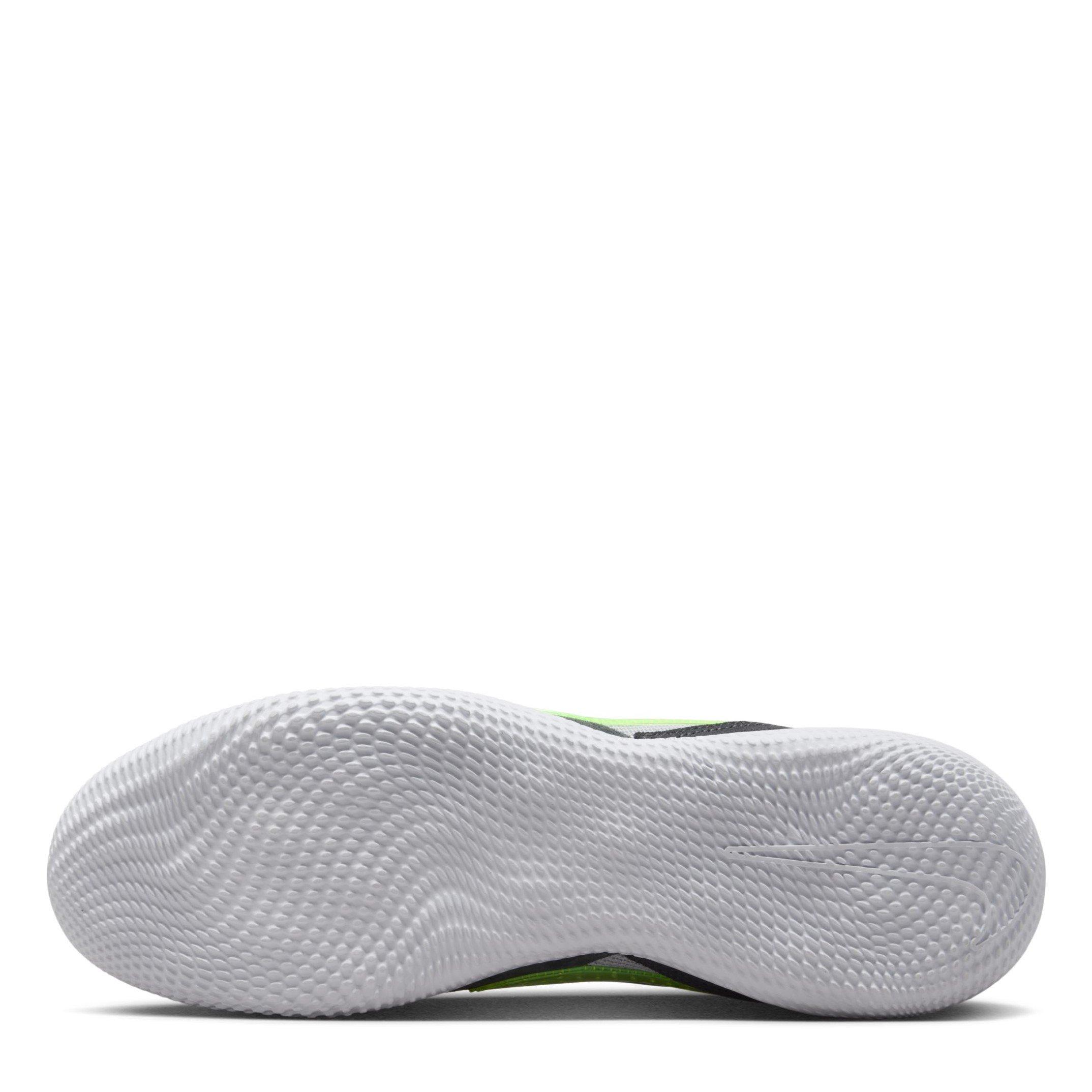 Black/Volt - Nike - Streetgato Low Top Football Shoes - 3