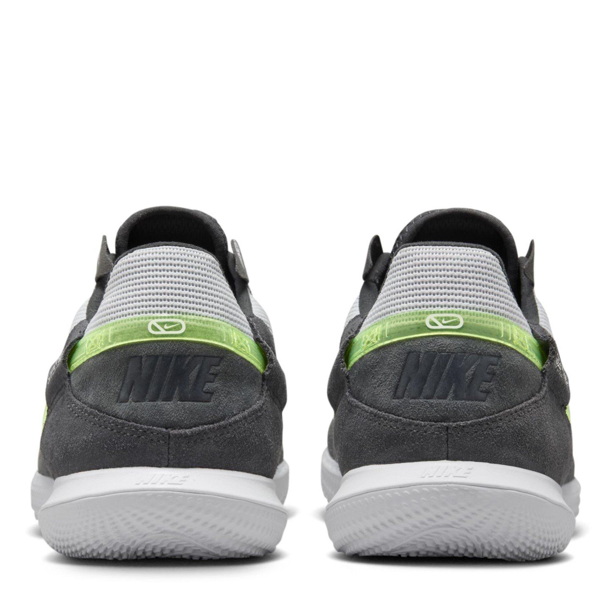 Black/Volt - Nike - Streetgato Low Top Football Shoes - 6