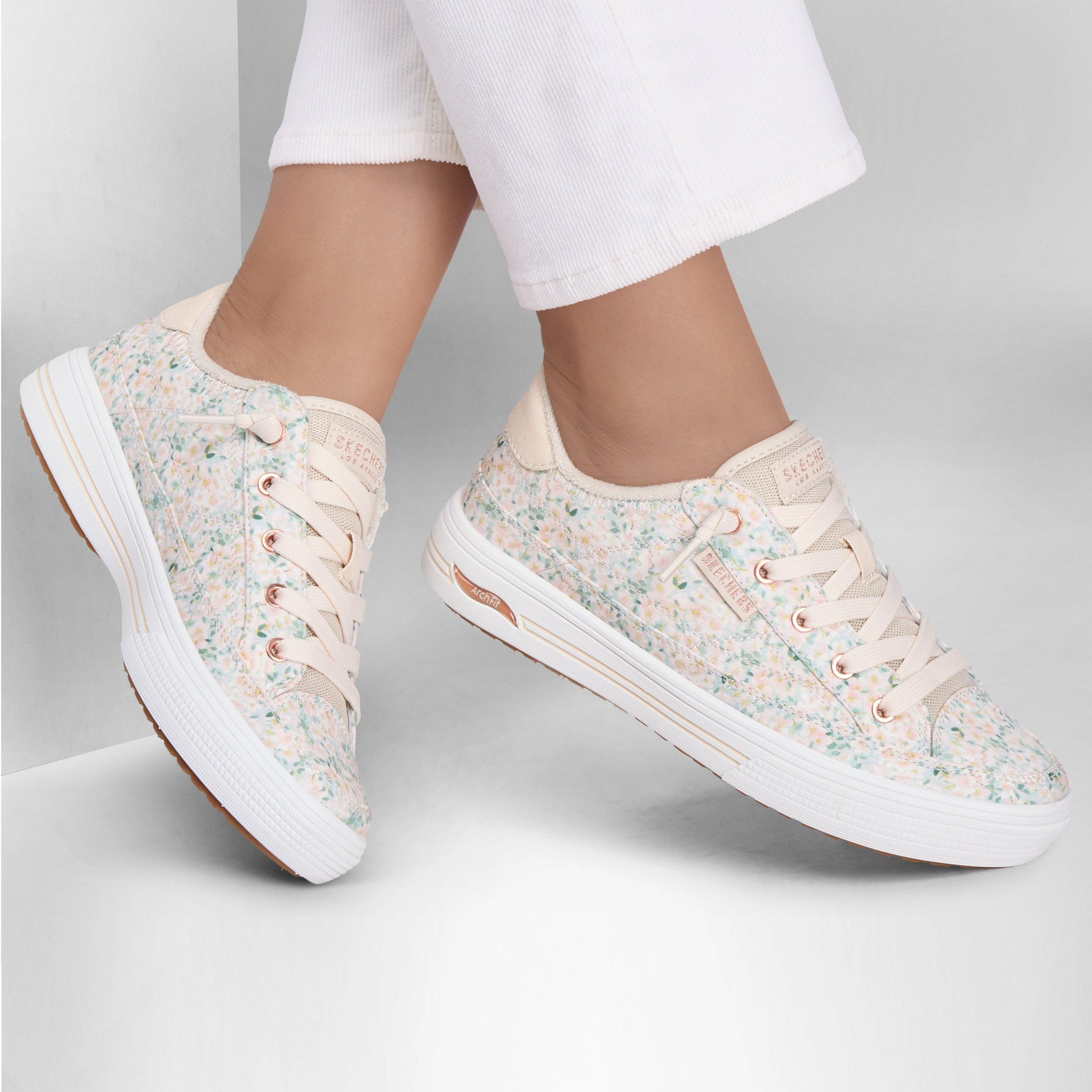 Weiß - Skechers - Skechers Arch Fit Arcade - Flowa Powa Low-Top Trainers Womens - 3