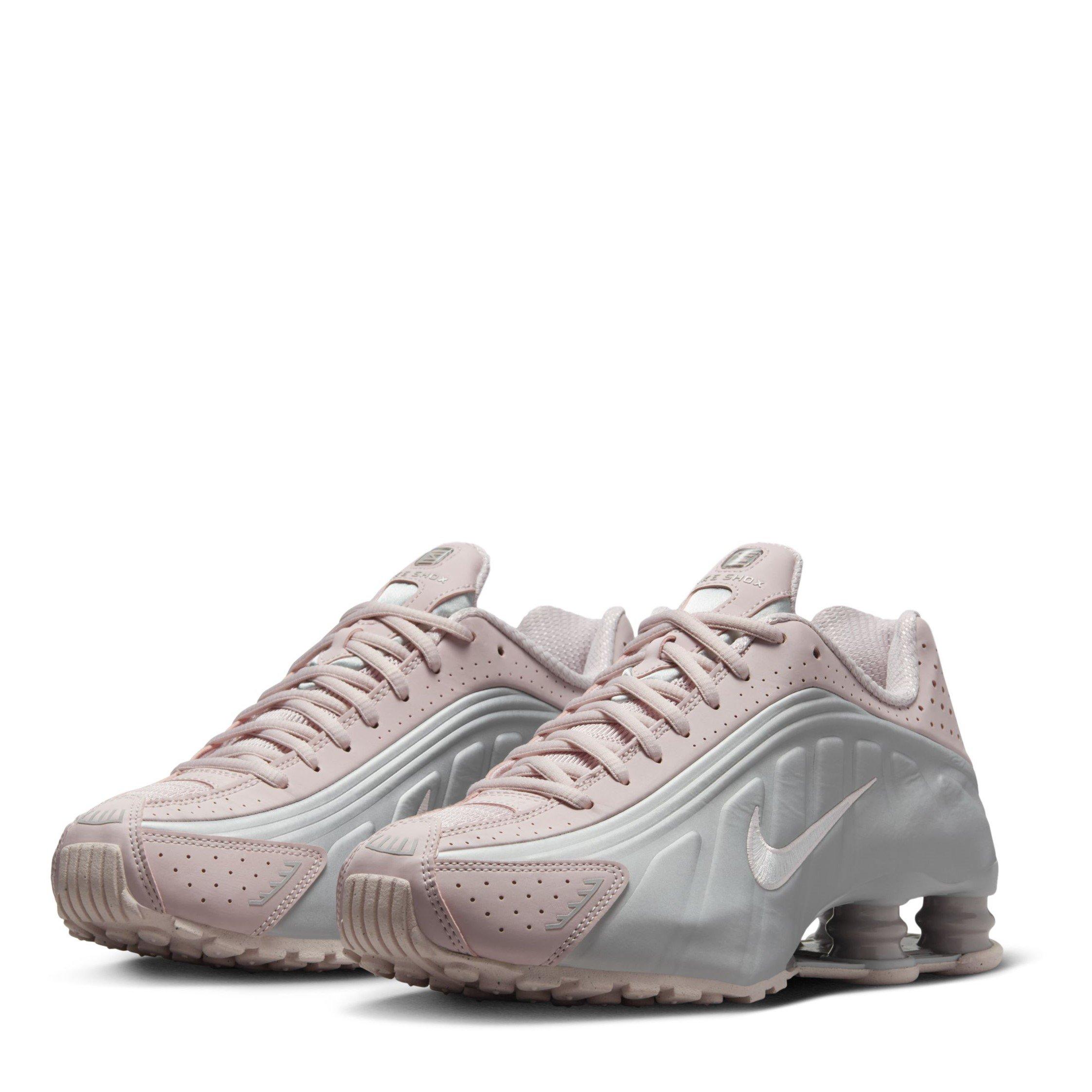Barely Rose - Nike - Shox R4 Trainers - 4