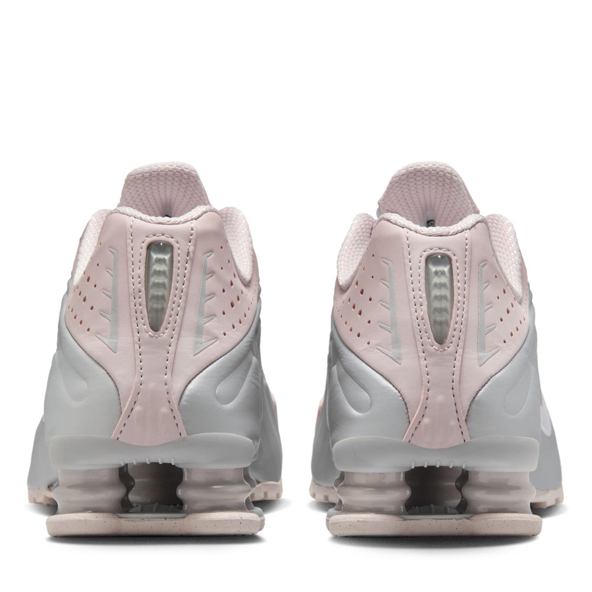 Barely Rose - Nike - Shox R4 Trainers - 6