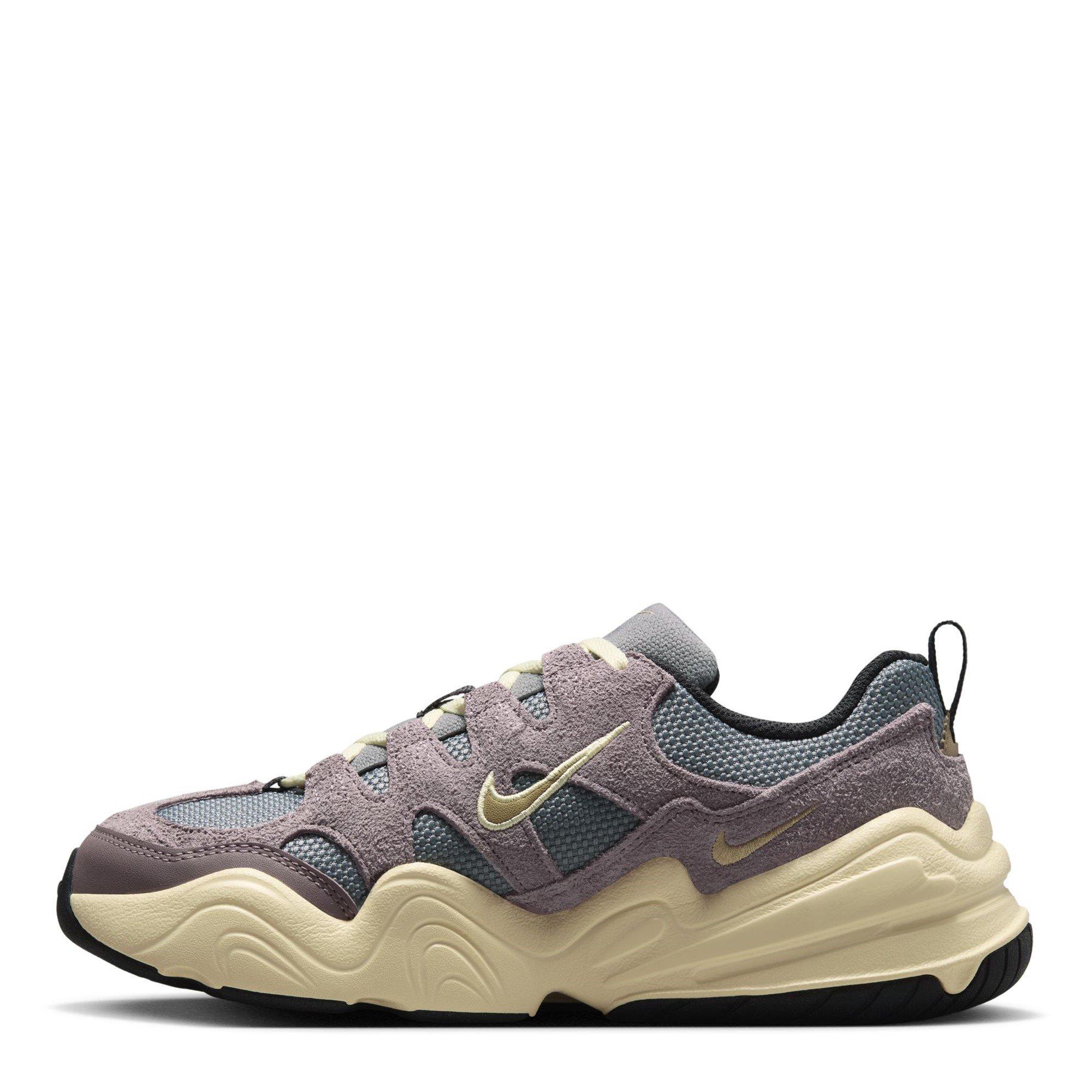Gris/Taupe - Nike - Tech Hera Womens Shoes - 2