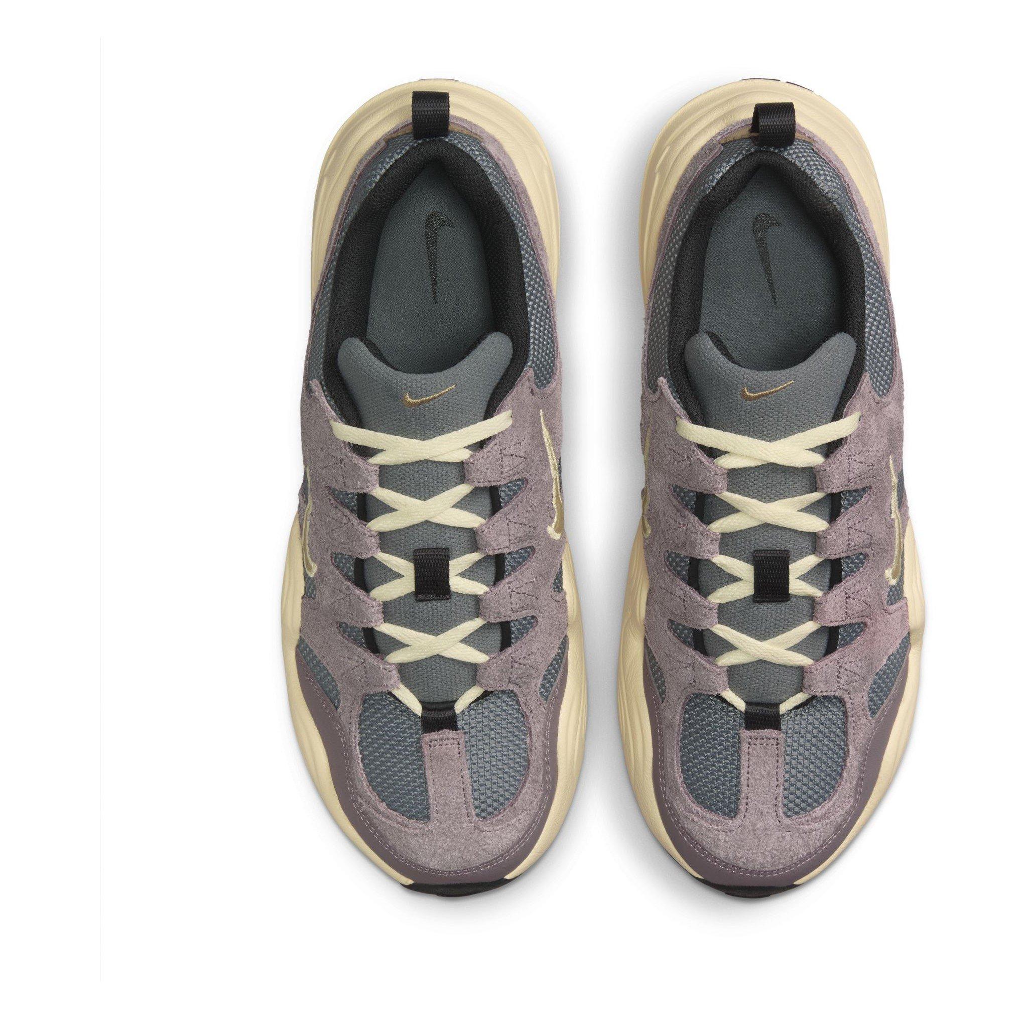 Gris/Taupe - Nike - Tech Hera Womens Shoes - 5