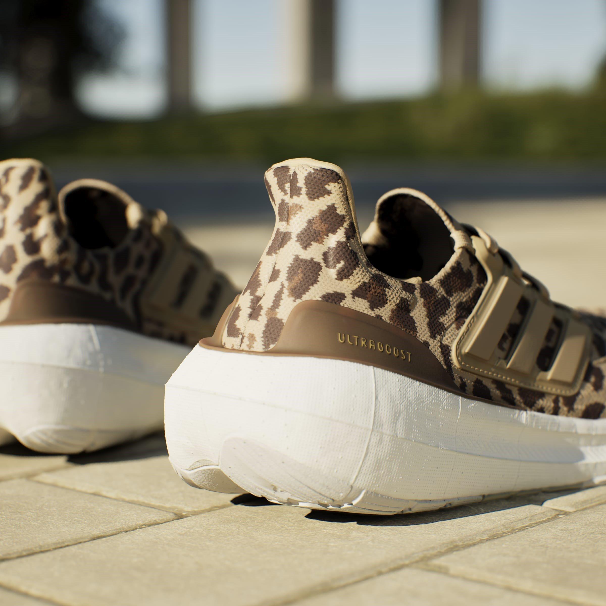 Magisches Beige - adidas - Ultraboost Light Low-Top Trainers Womens - 16