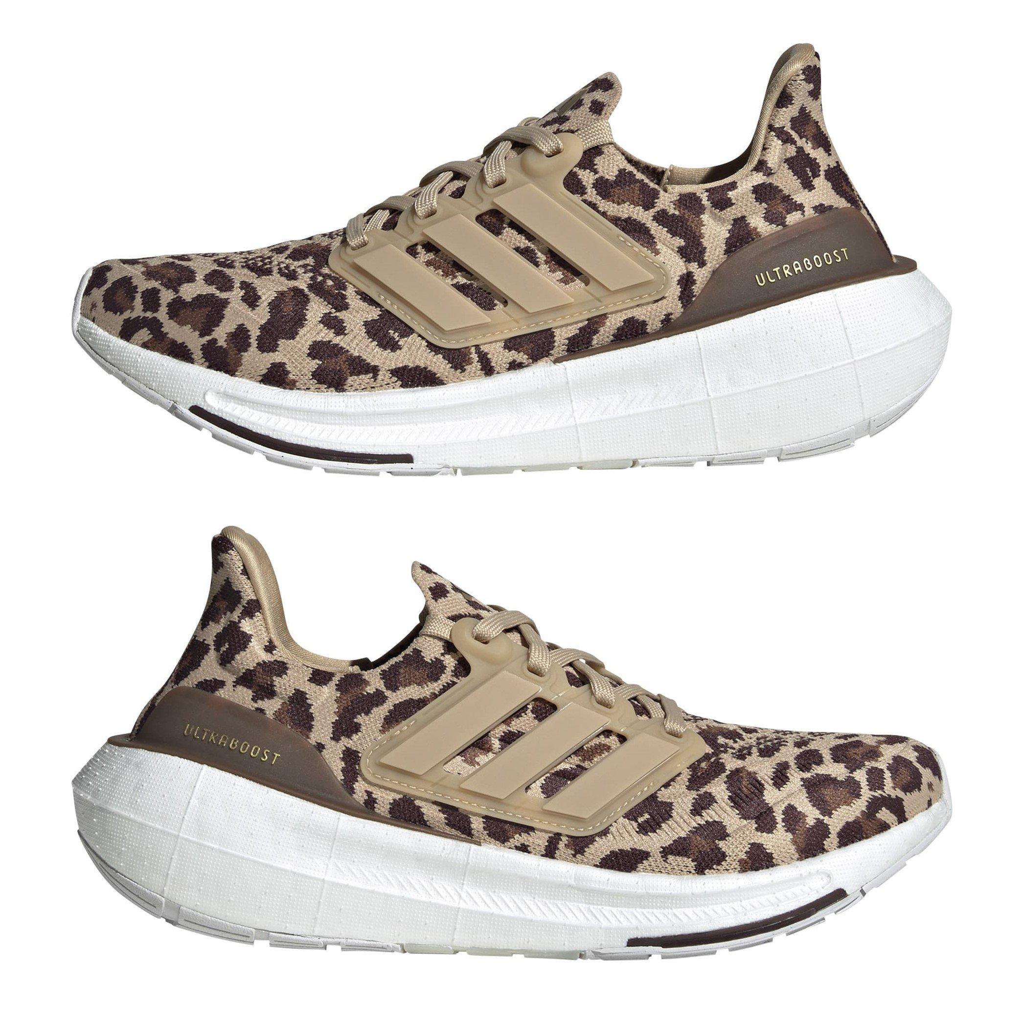 Magisches Beige - adidas - Ultraboost Light Low-Top Trainers Womens - 9