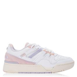 Suivre les commandes Lawn Court Trainers