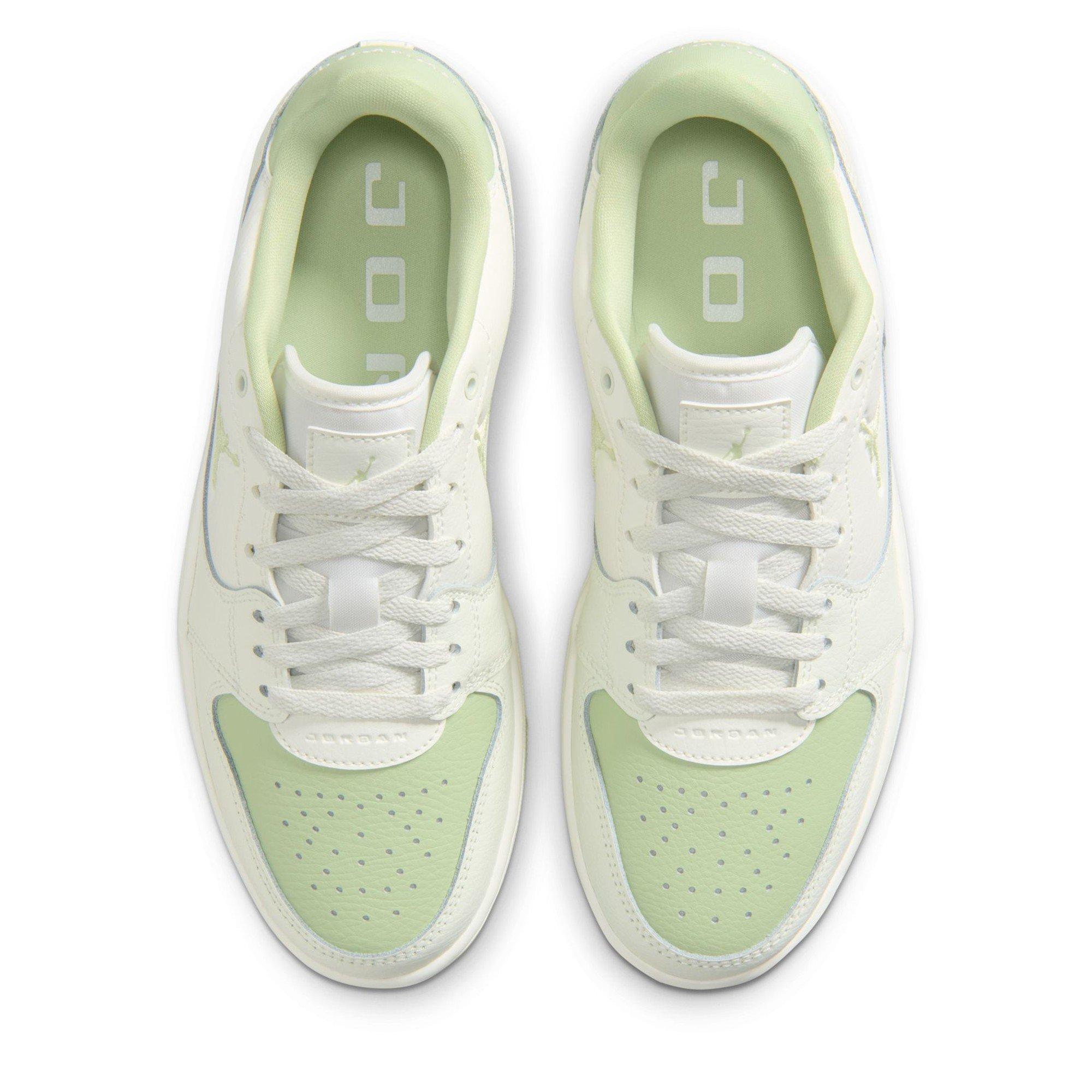 Off White/Olijf - Air Jordan - Jordan Court Connect Ld62 - 5