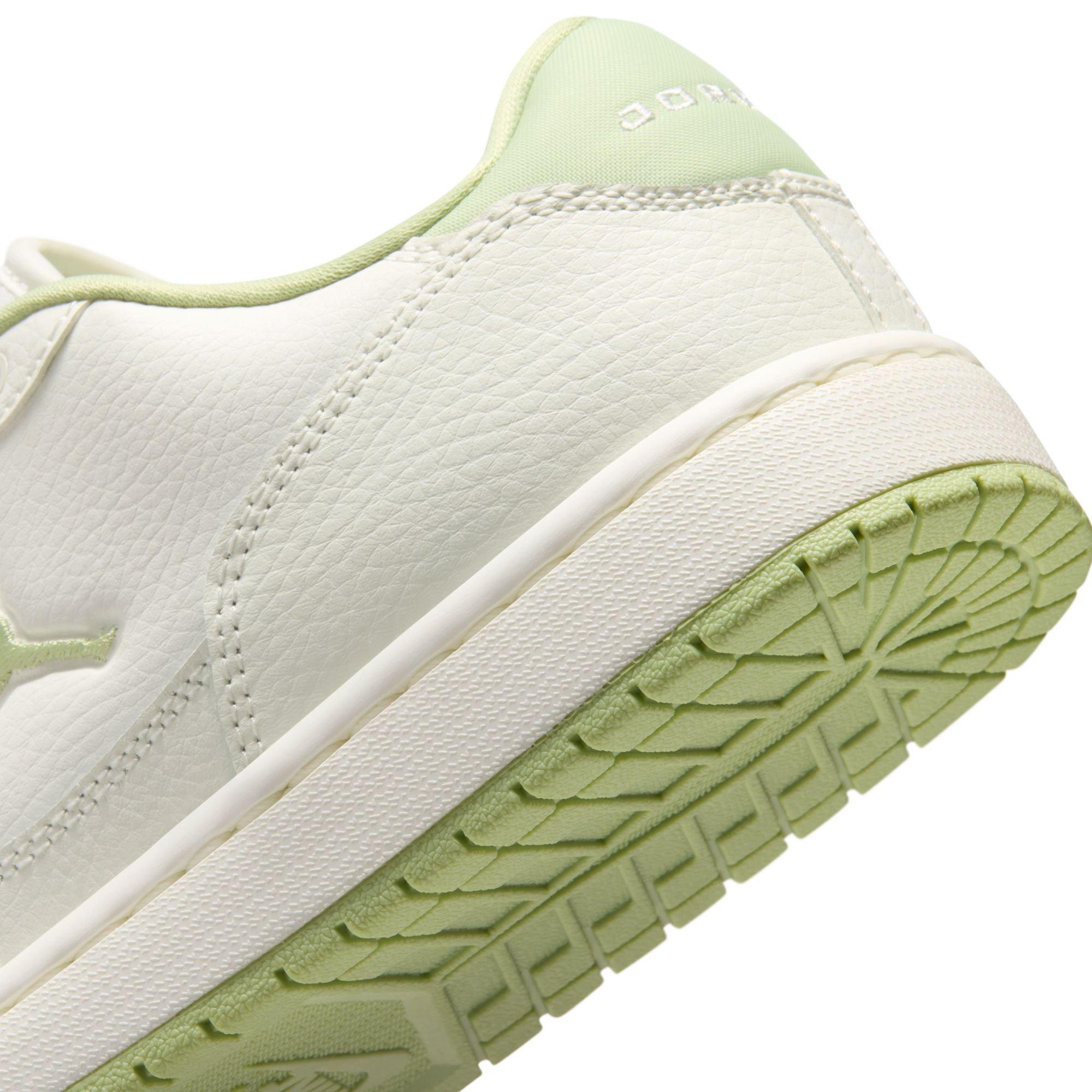 Off White/Olijf - Air Jordan - Jordan Court Connect Ld62 - 8