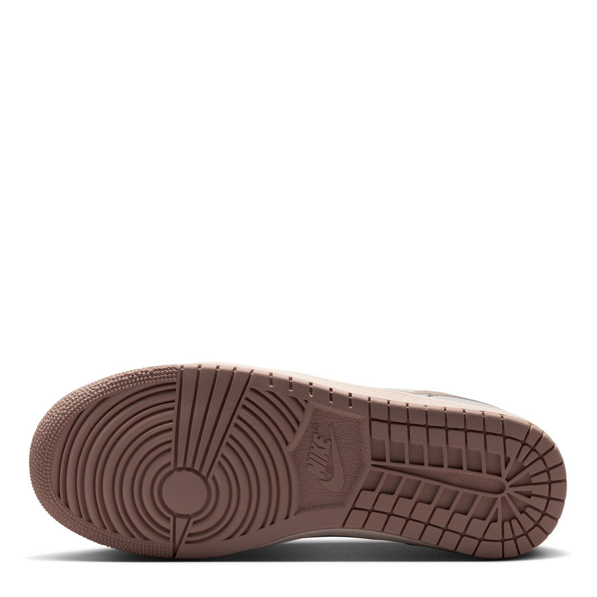 White/Brown - Air Jordan - Women's Low-Top Trainers - 6