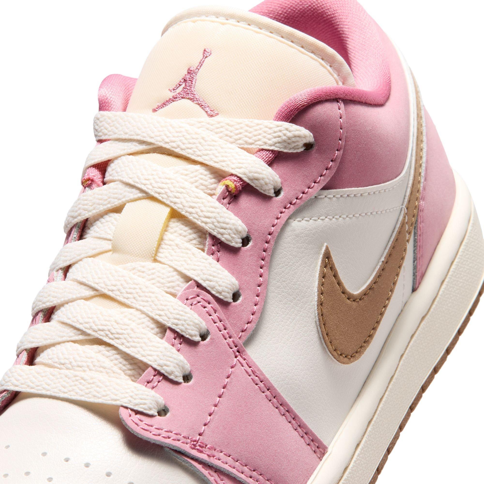 Berry/Tan - Air Jordan - Women's Low-Top Trainers - 7