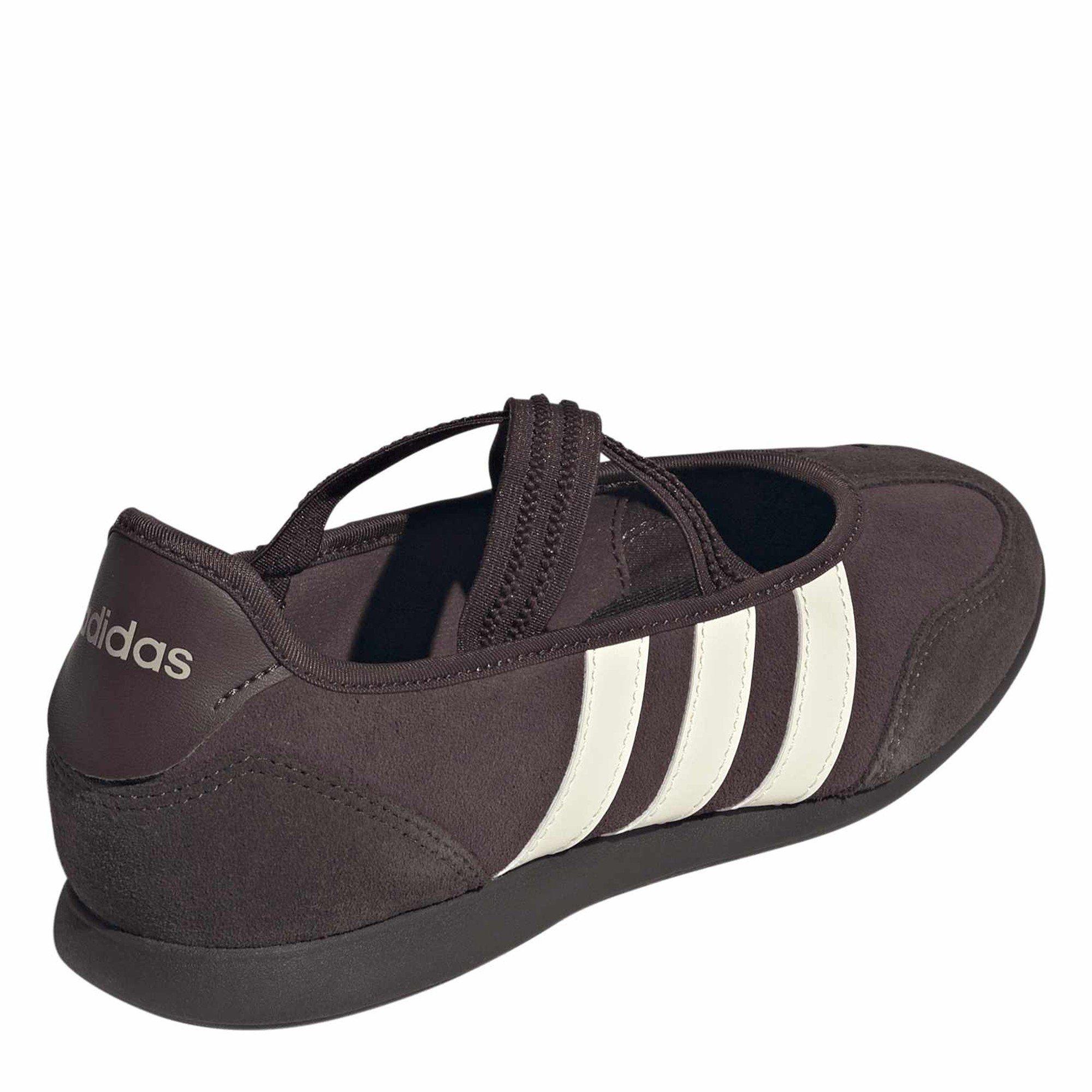 Brown/Cream - adidas - Women's Low-Top Trainers - 4