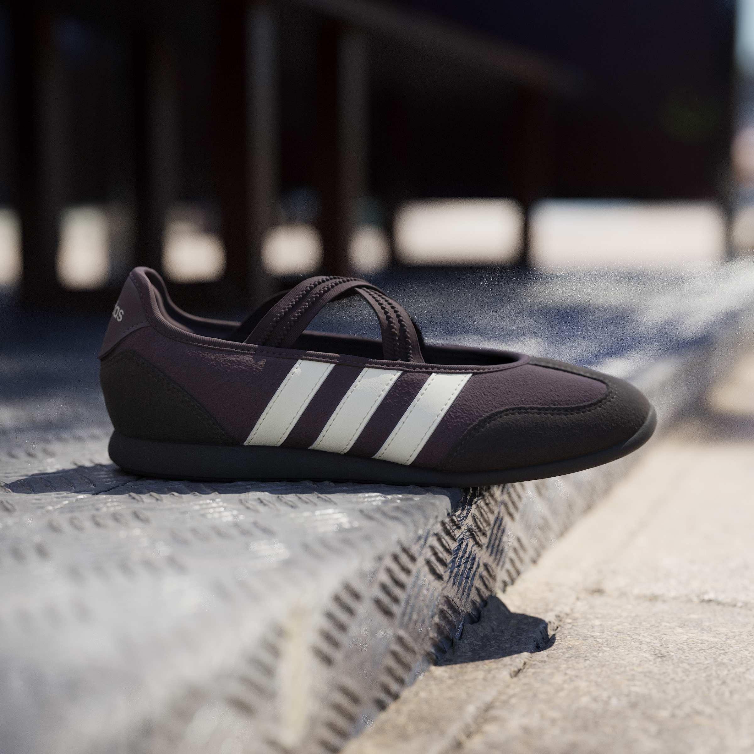 Brown/Cream - adidas - Women's Low-Top Trainers - 10