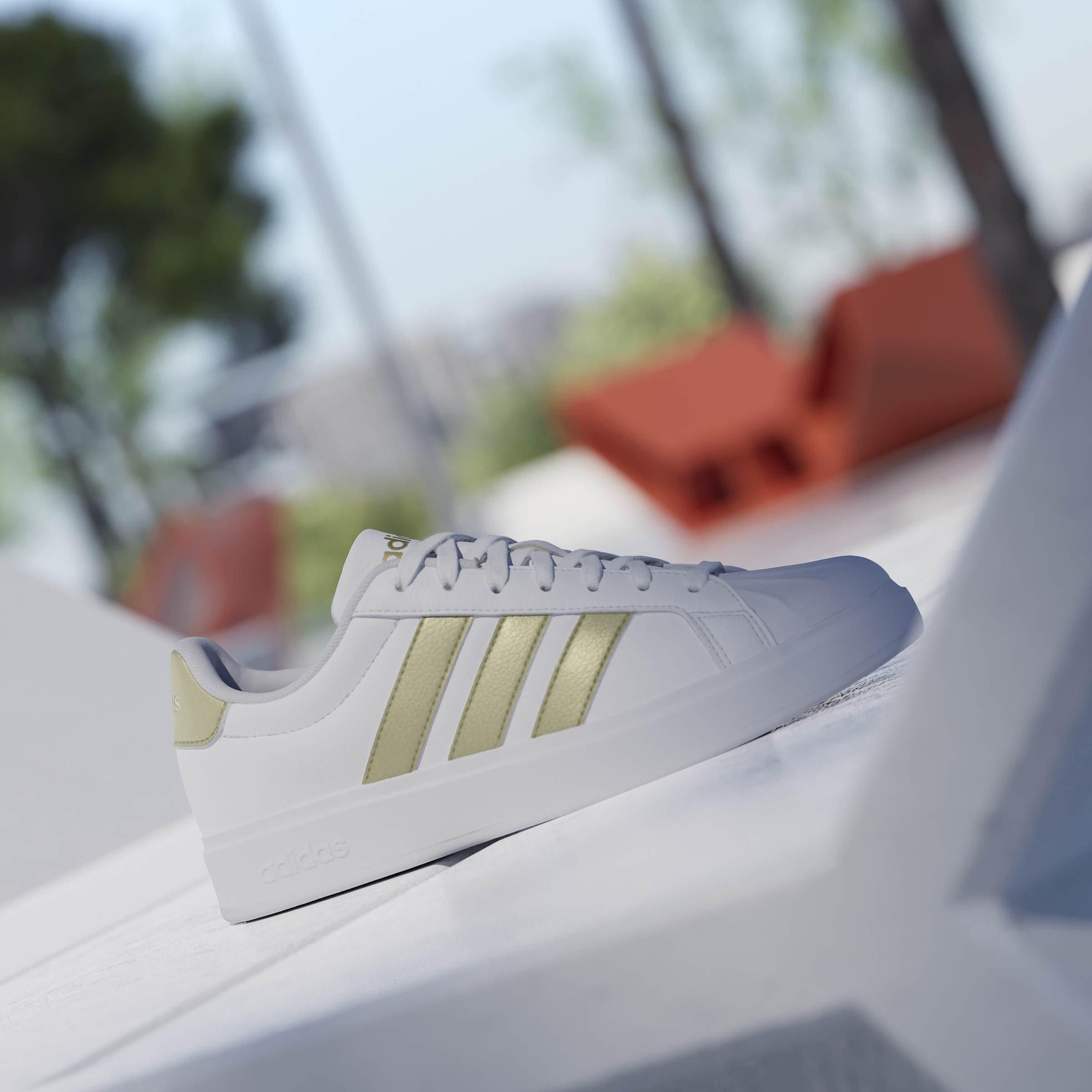 Weiß/Gold/Weiß - adidas - Women's Low-Top Trainers - 10