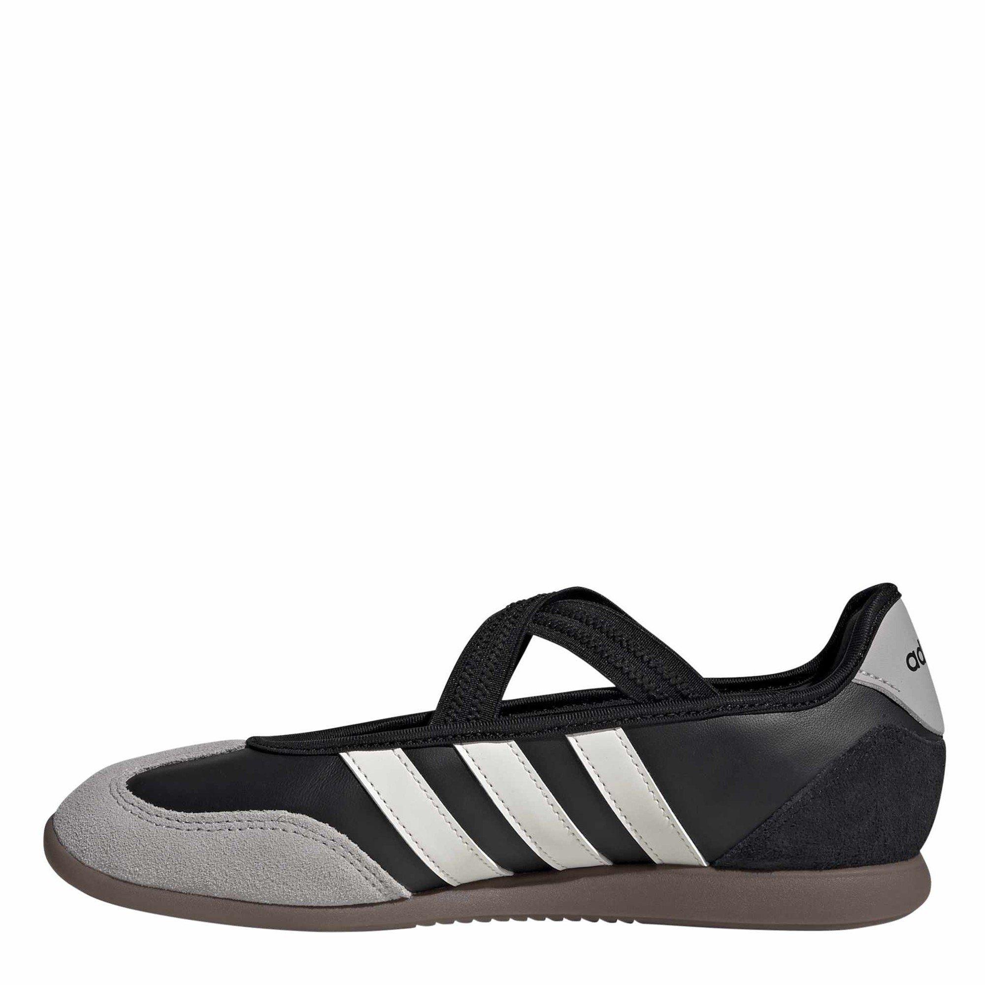 Black/White/Gum - adidas - Women's Low-Top Trainers - 2