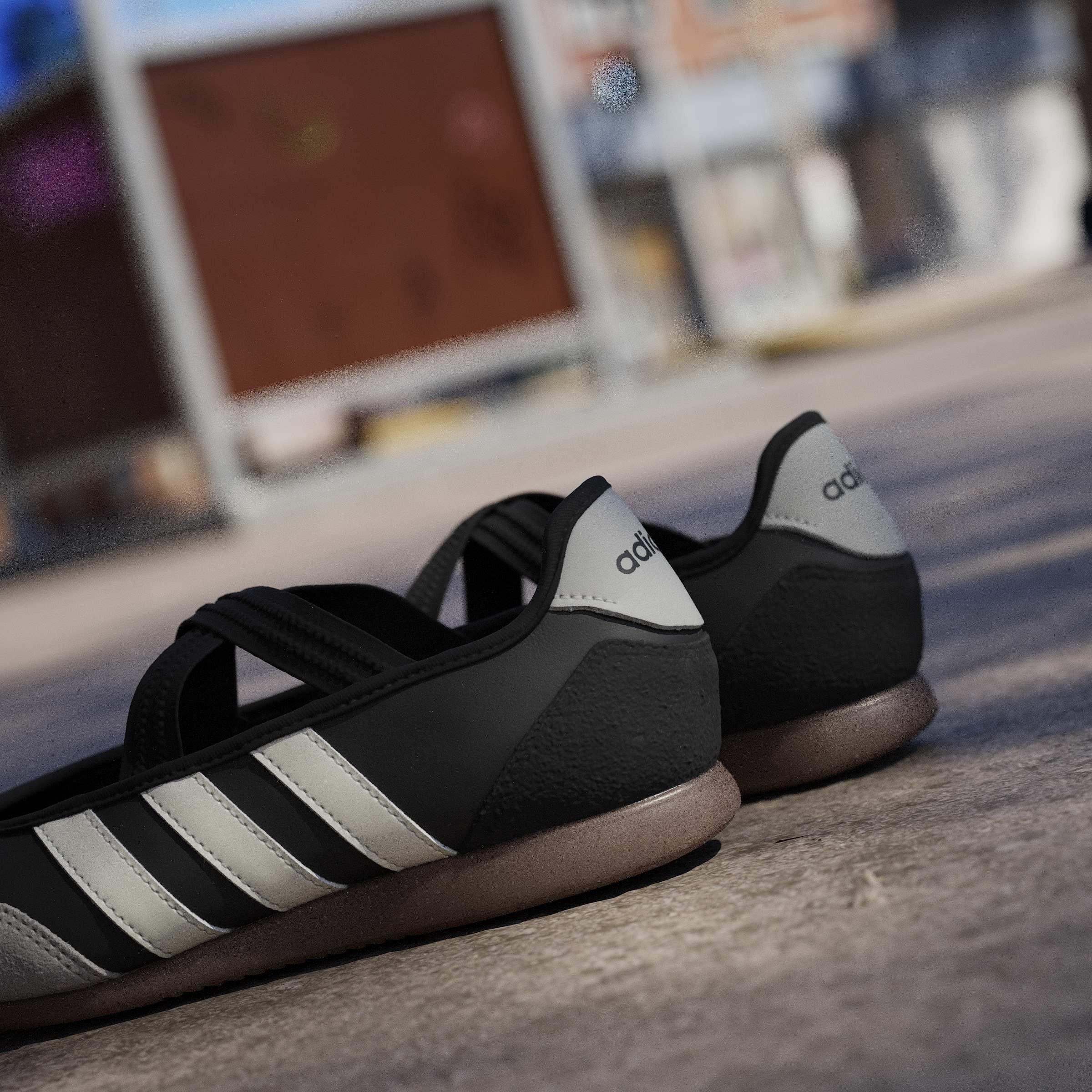 Black/White/Gum - adidas - Women's Low-Top Trainers - 16