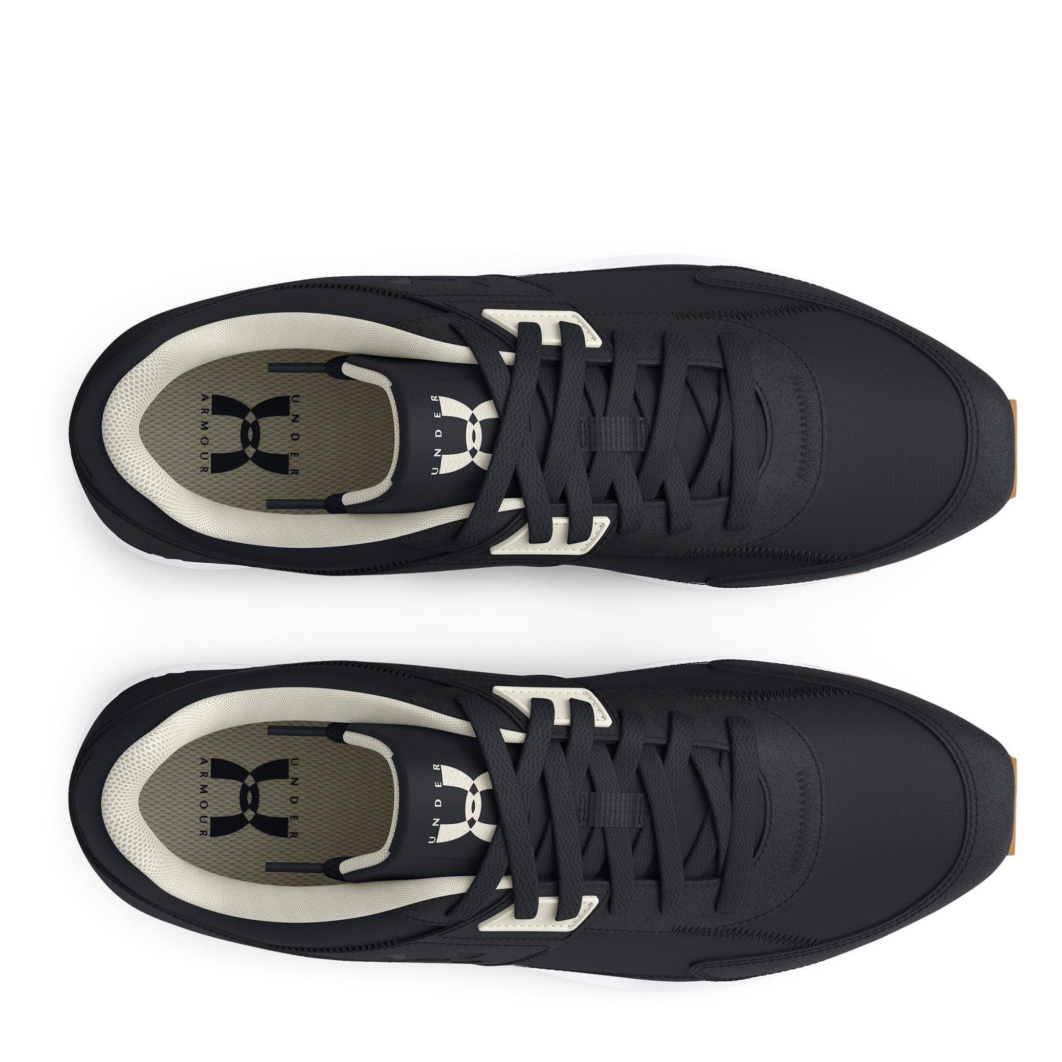 Black - Under Armour - Essential Runner - 4